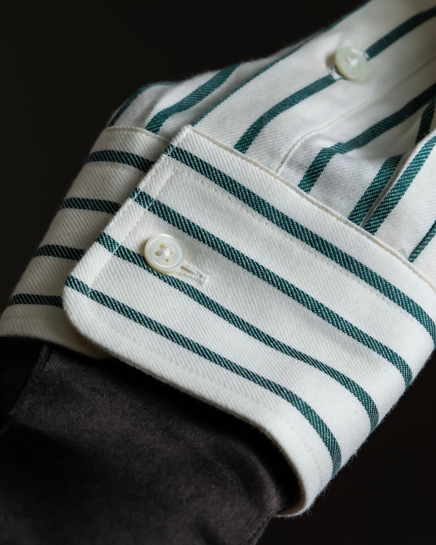 "BURBERRYS" Green stripe pattern oversized shirt