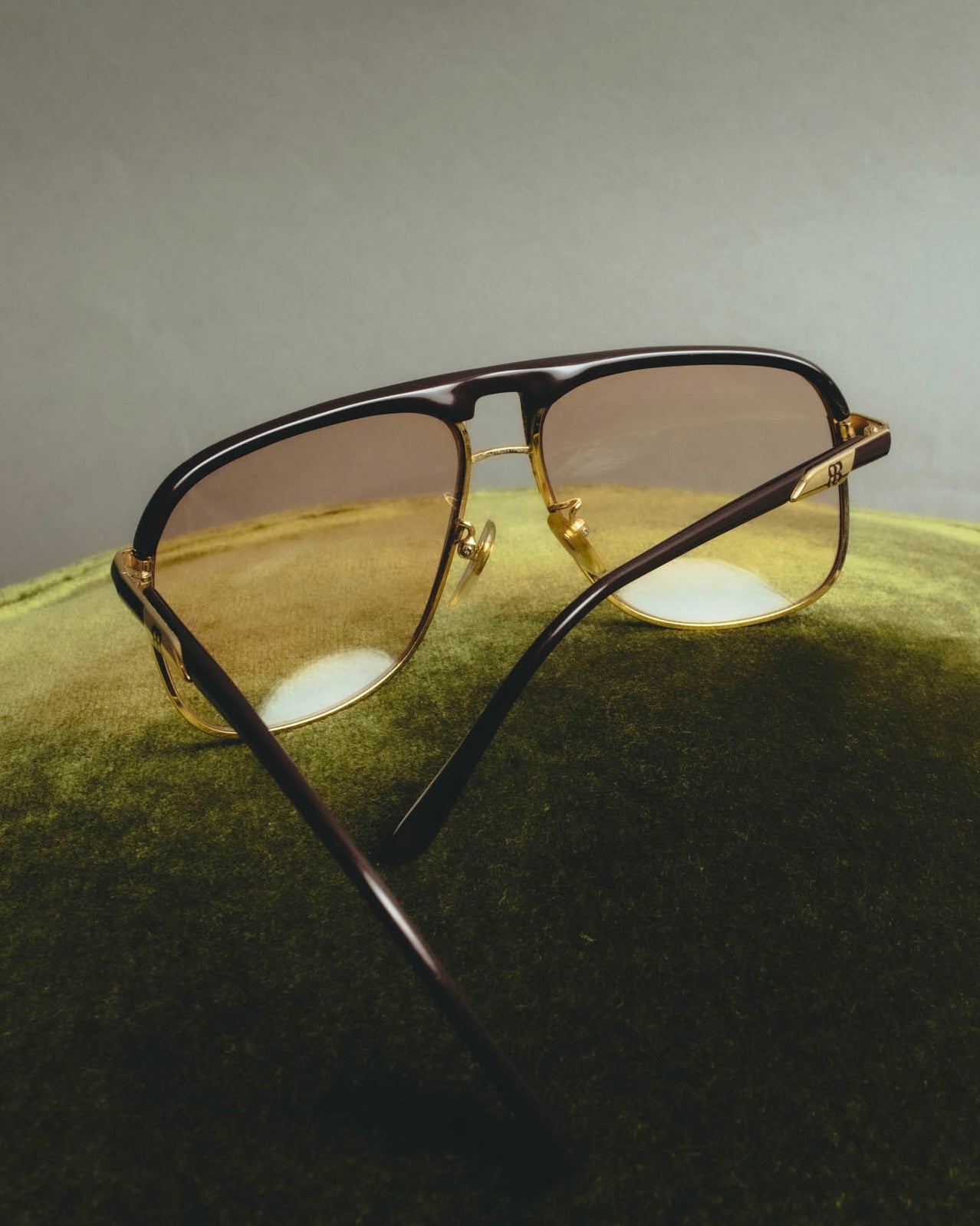 "BALENCIAGA" 80's-90's Oversized aviator sunglasses