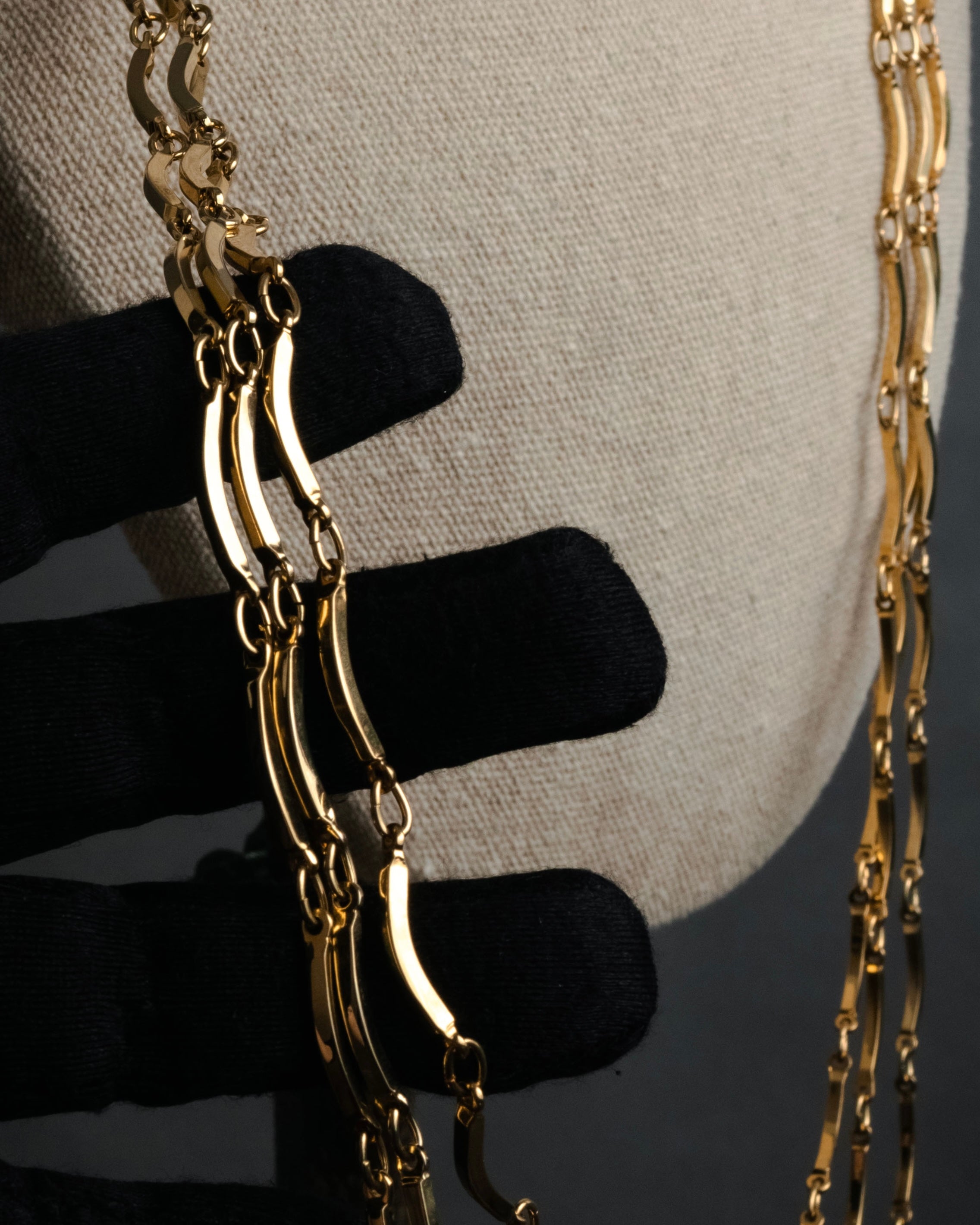 “Yves Saint Laurent” 80’s Triple chain statement necklace