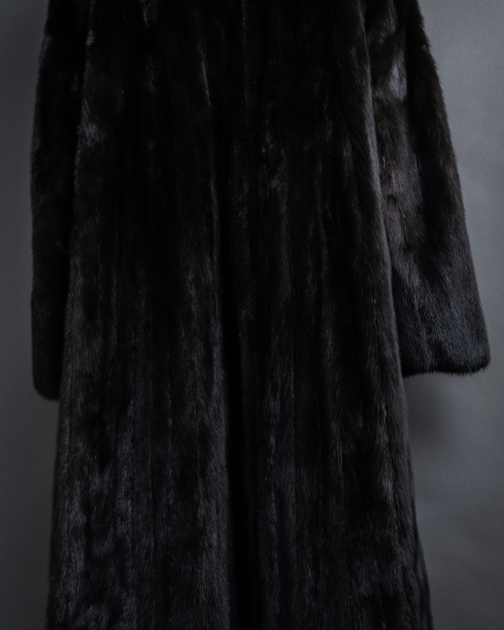 "GUCCI" Semi-custom atelier work fur long coat