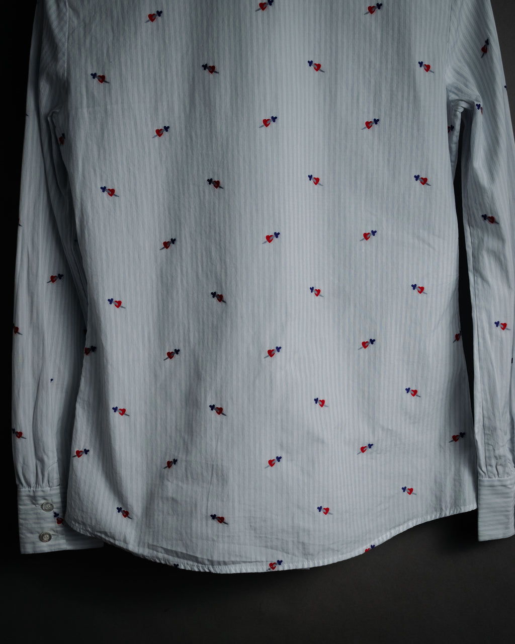 “GUCCI” 2017 heart and dagger embroidered bow tie shirt