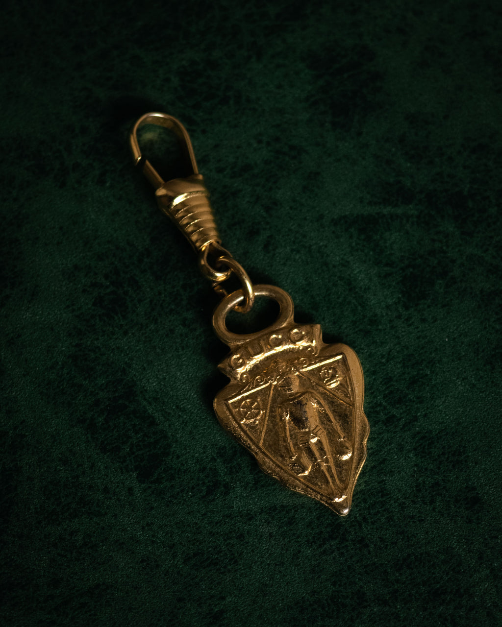 “GUCCI” 70’s-80’s Crest shield charm with spring clasp