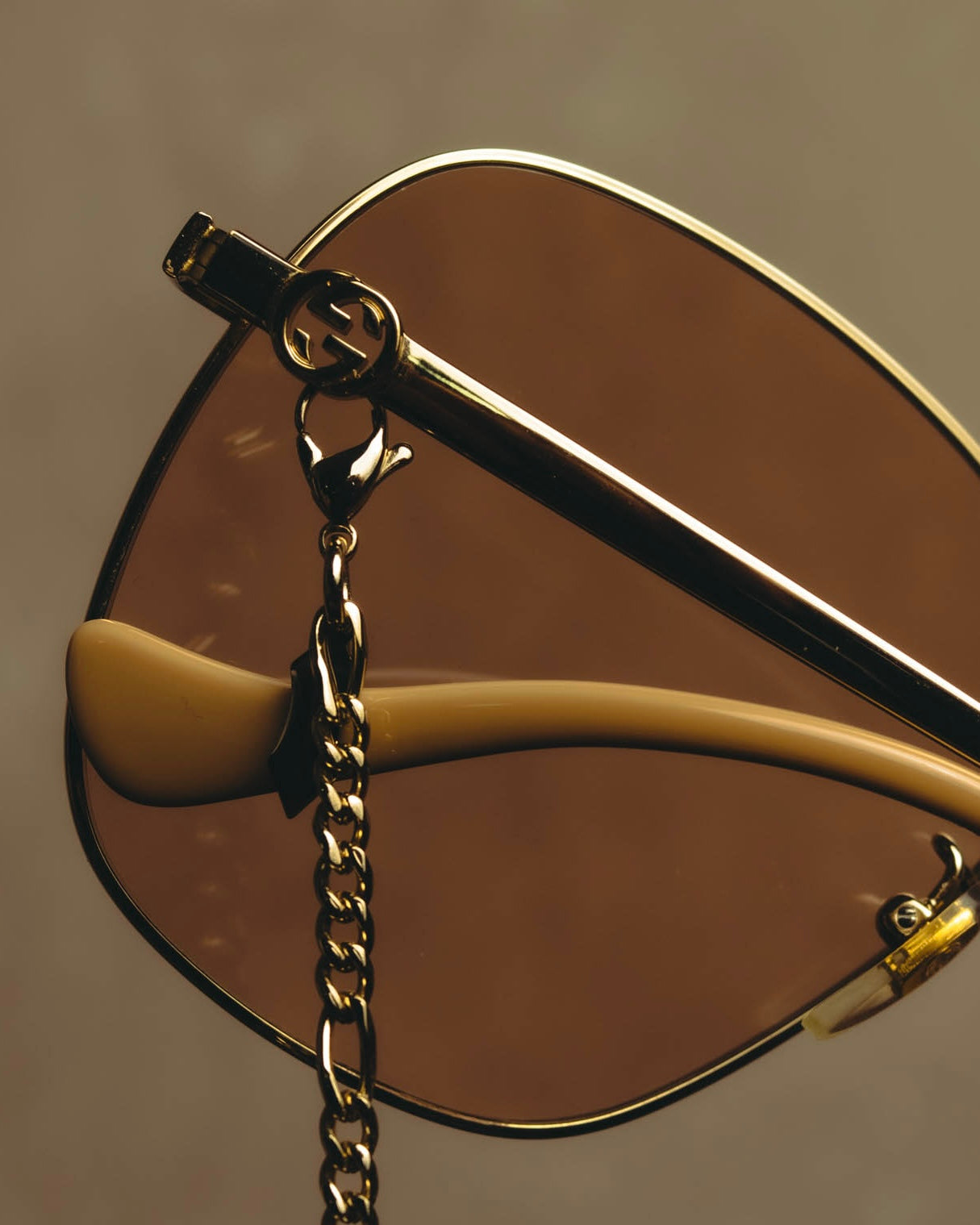 -SPECIAL- “GUCCI” 2016-2022 chain detailed oversized sunglasses
