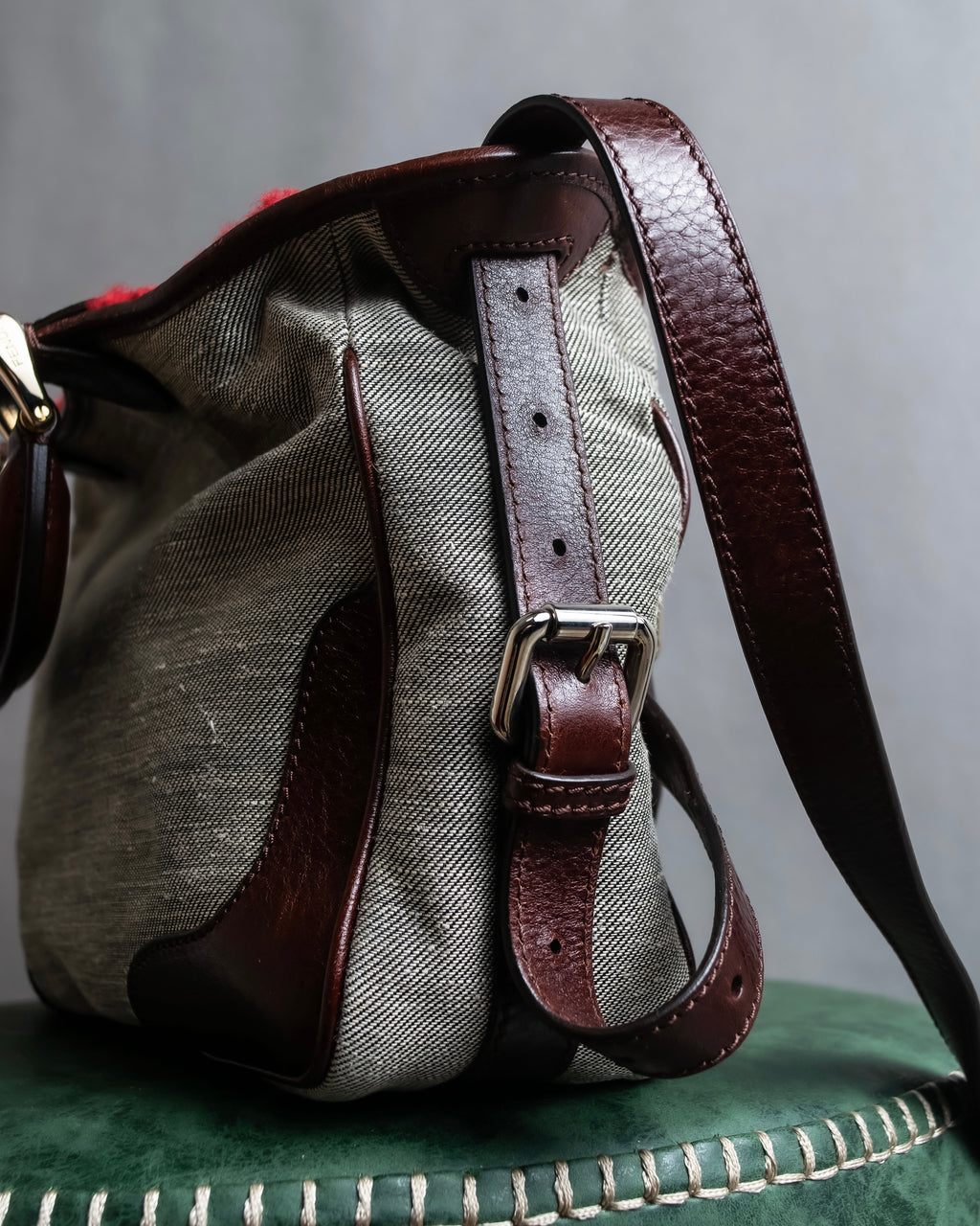 "FENDI" Animal embroidery design boa combination shoulder bag