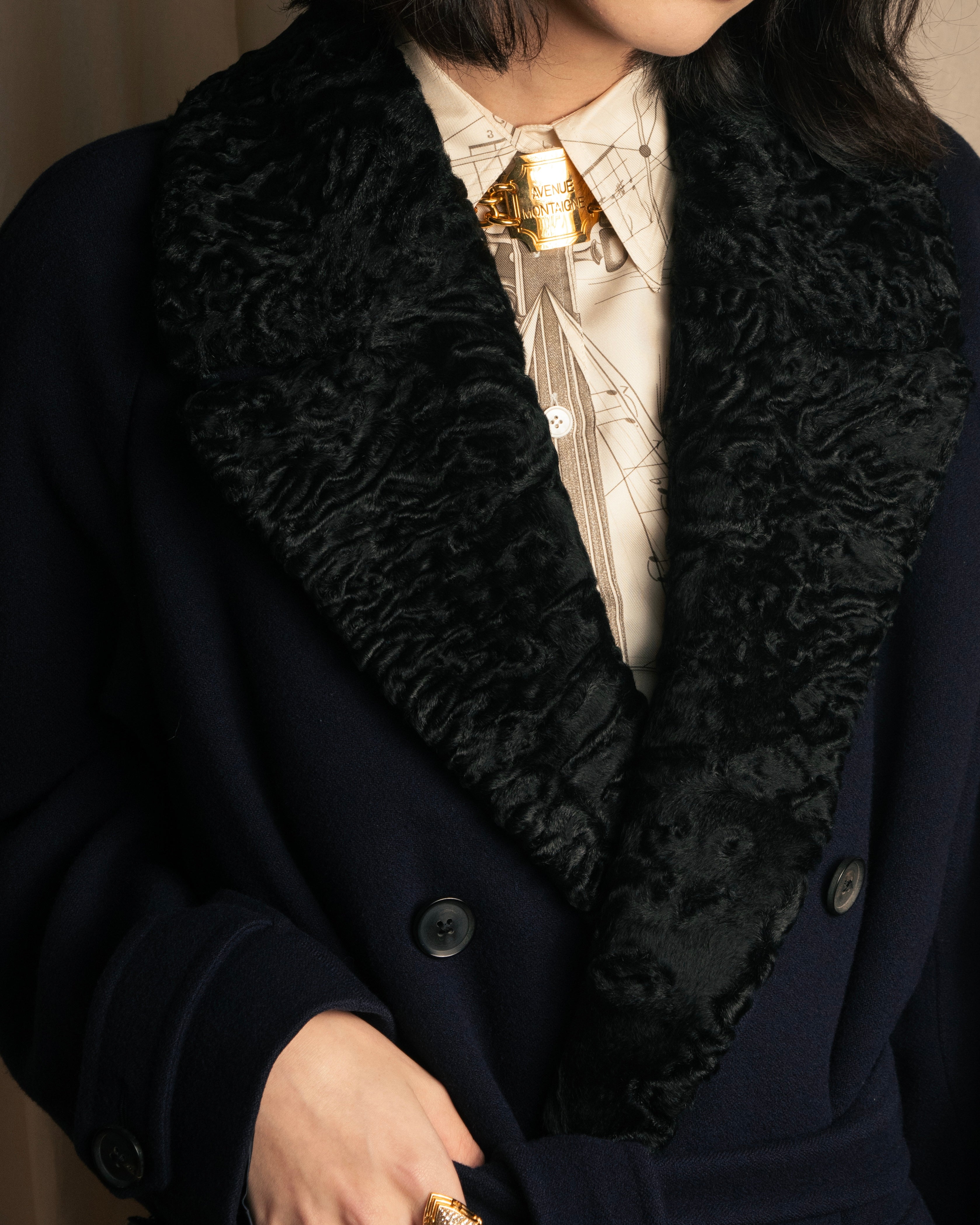 -SPECIAL- "CARUSO"
 Fur collar design belted melton coat