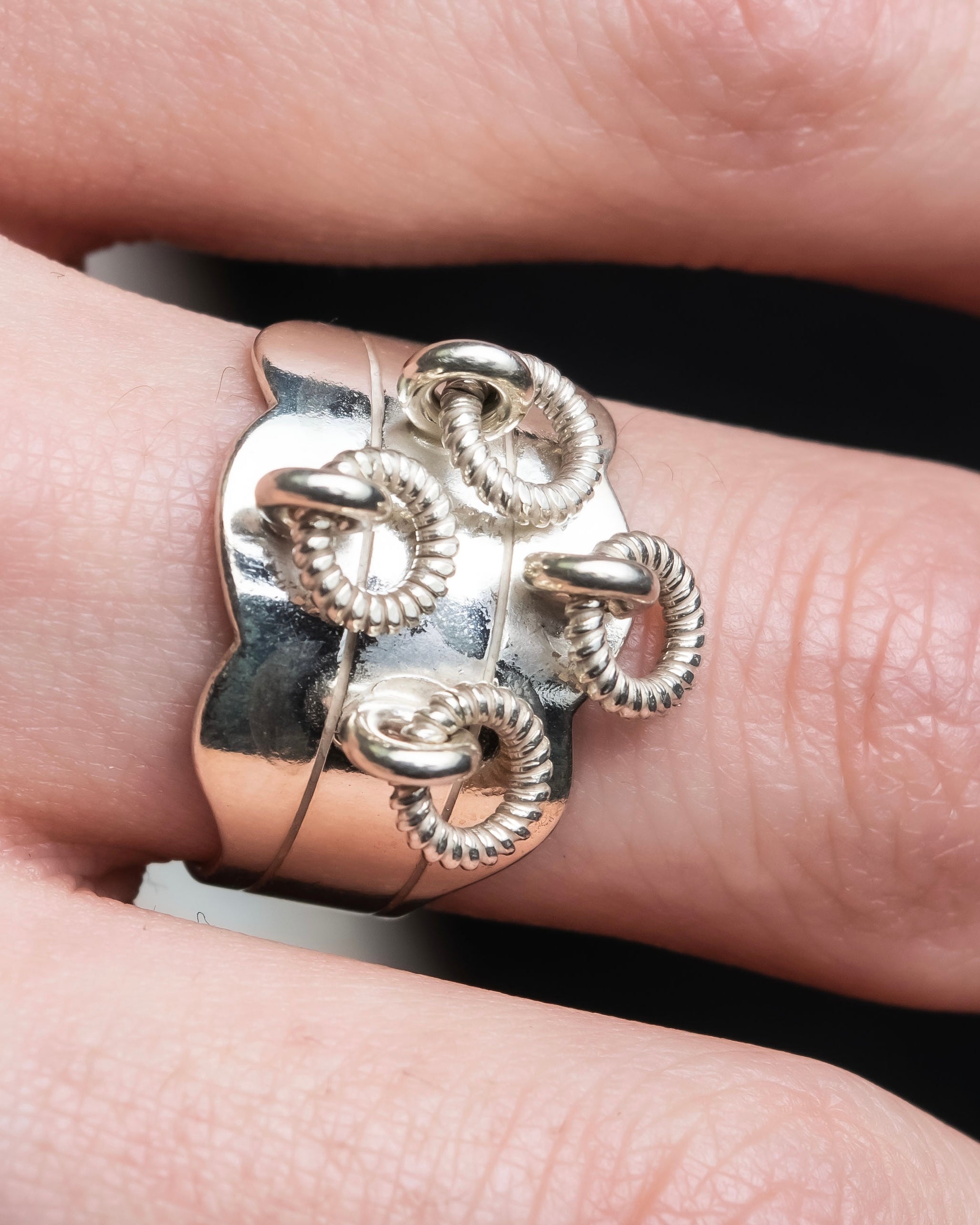 "Karasjok" Circular motif silver ring
