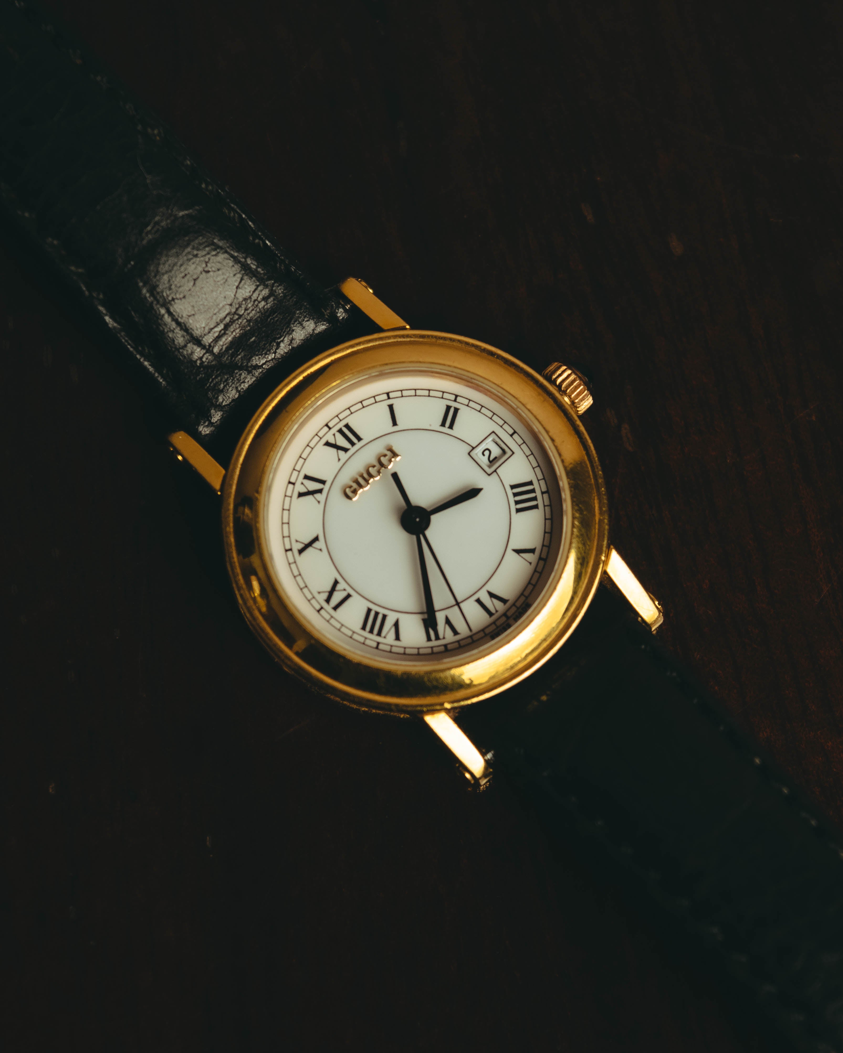 -SPECIAL- "Gucci" 90's Vintage 3000M quartz dress watch with roman dial
