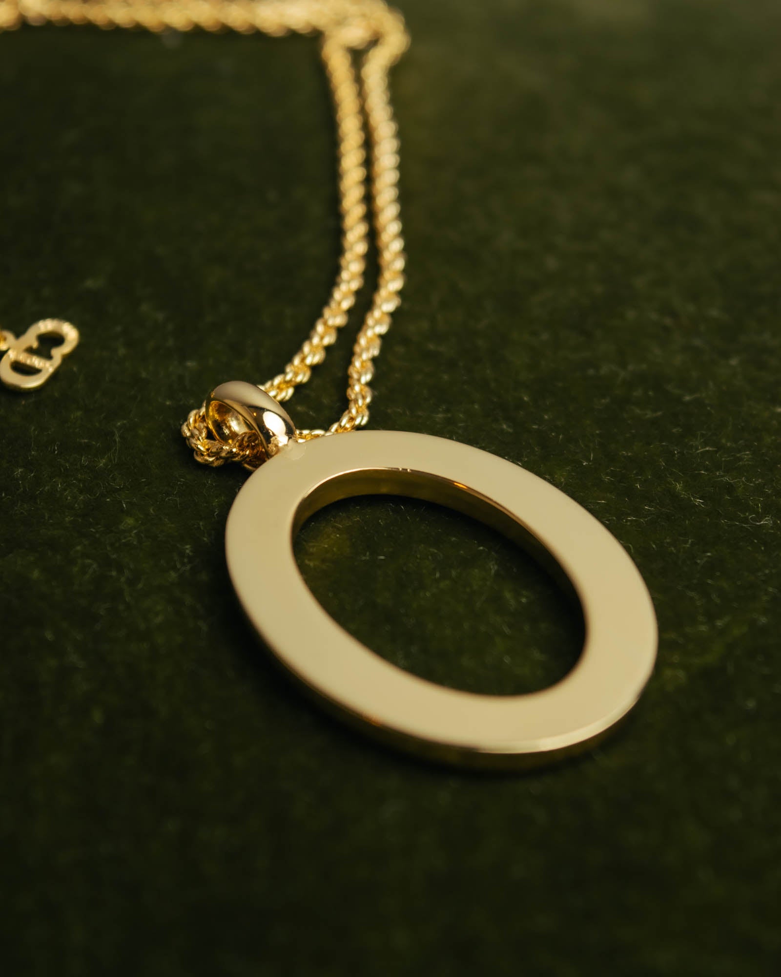 "Christian Dior" 80's-00's Rhinestone oval pendant necklace