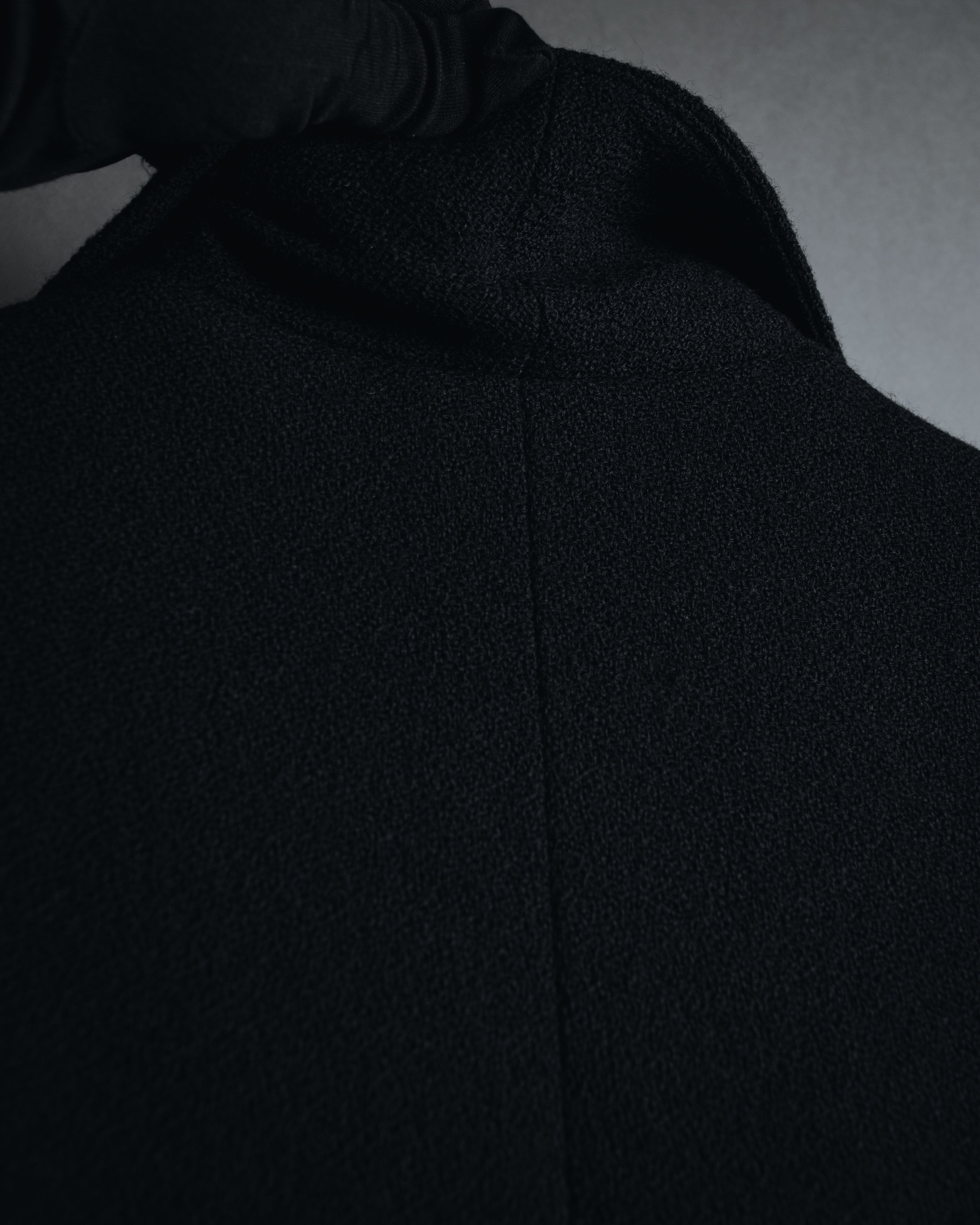 –SPECIAL– "CHANEL" 04SS sculpted princess-line wool crepe coat