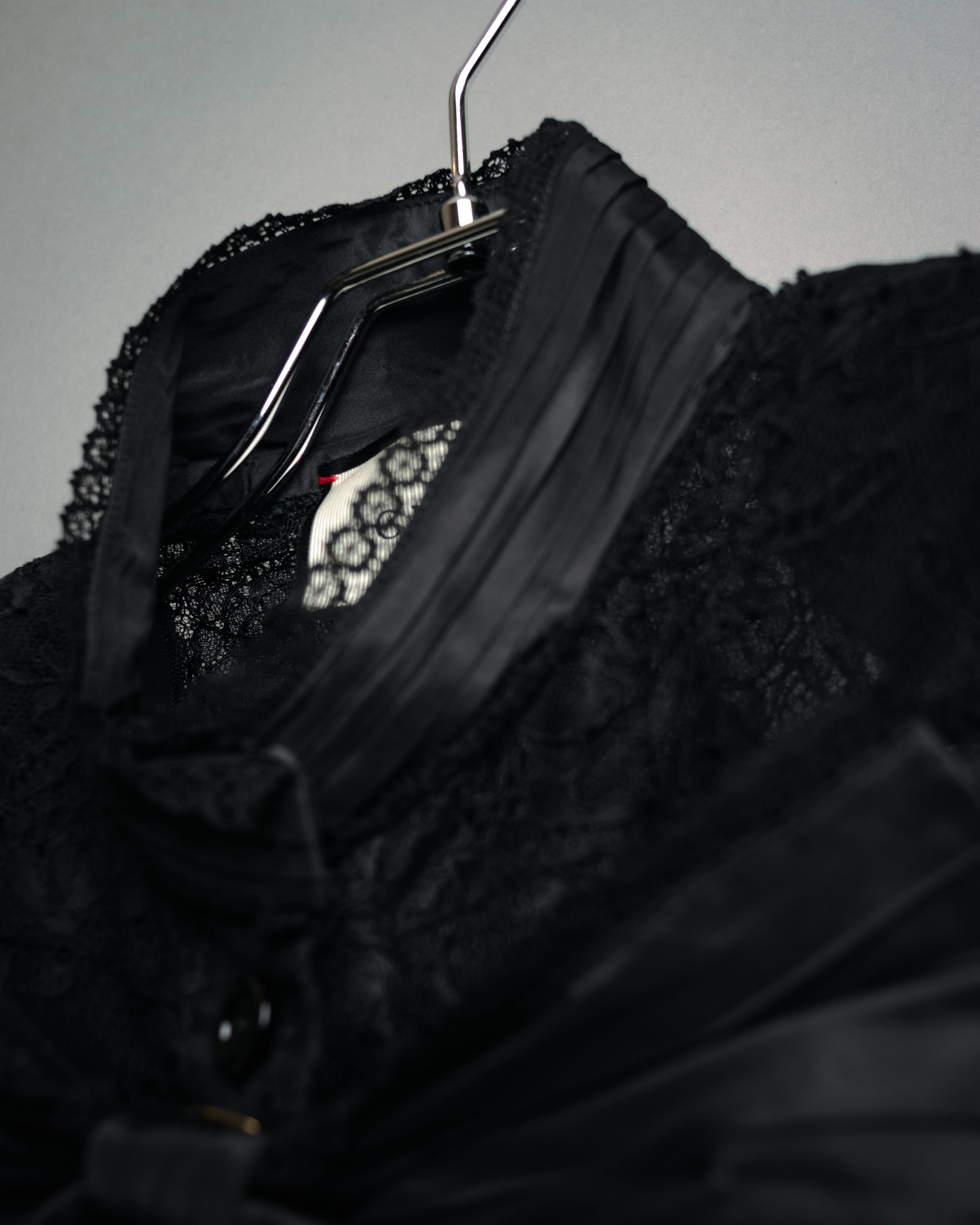 -SPECIAL- “GUCCI“ 2017-18 Fall winter lace bow blouse