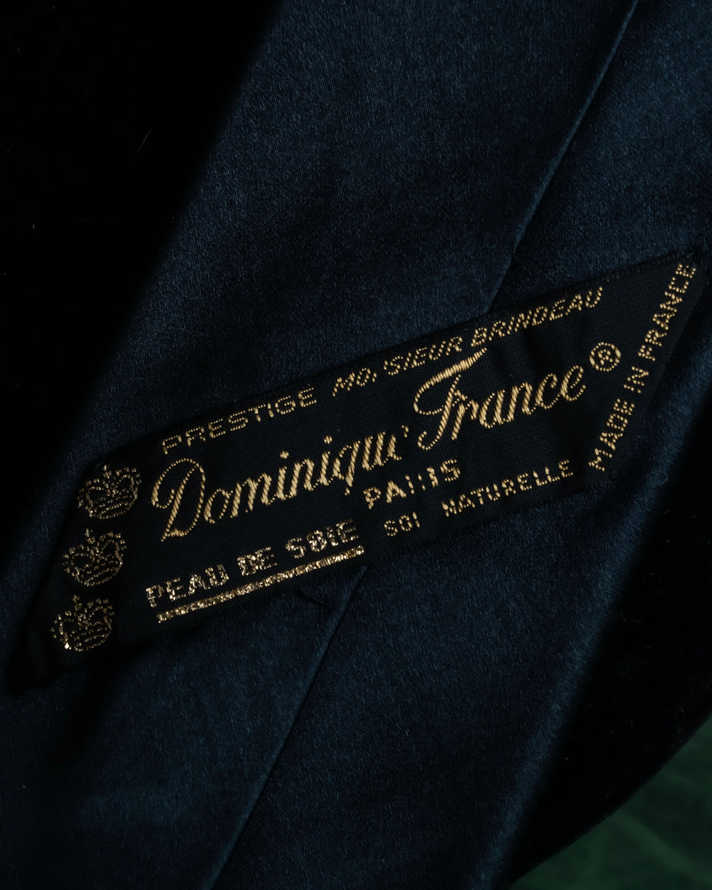 "DOMINIQUE FRANCE" Rose flower pattern silk necktie