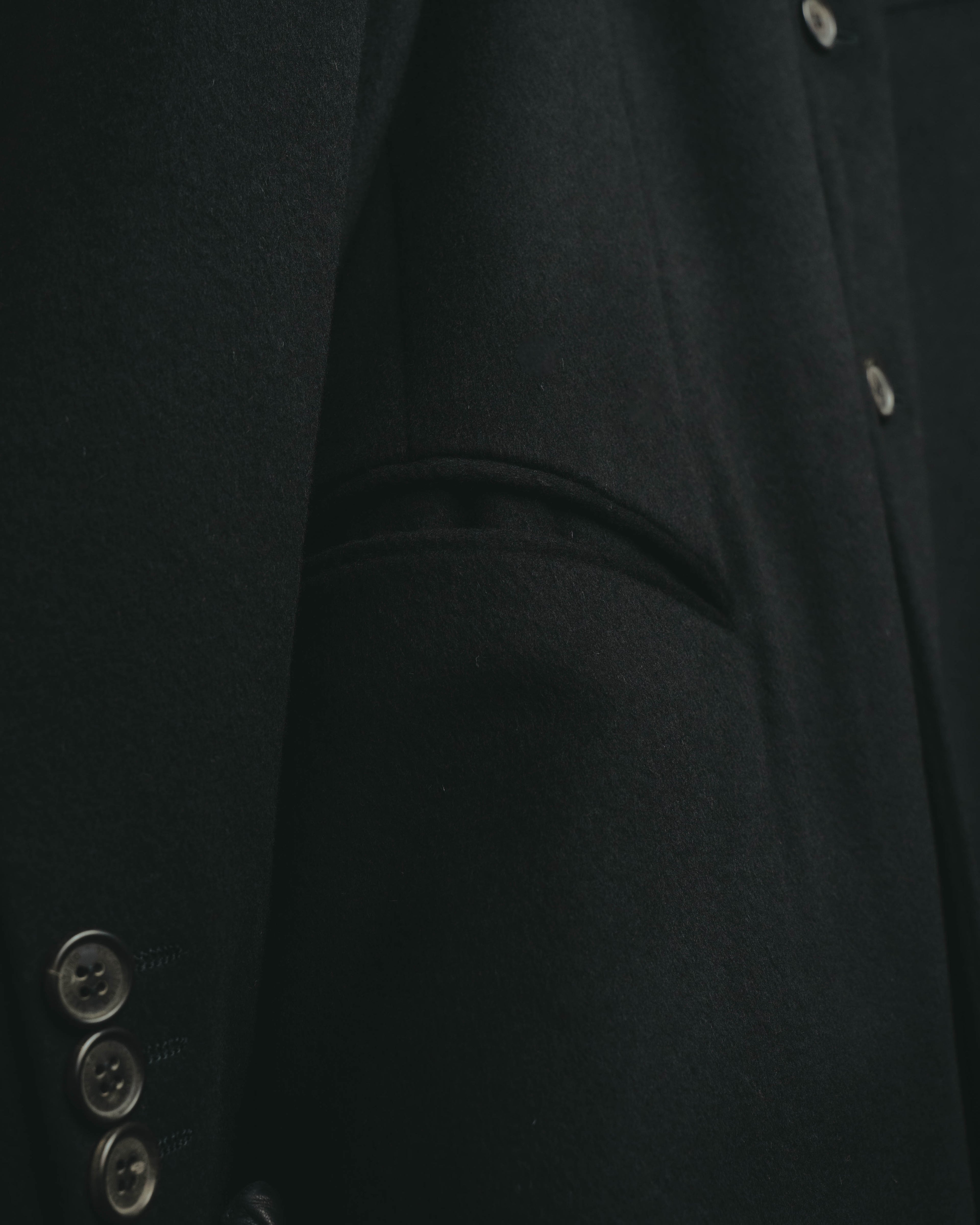 -SPECIAL- “VALENTINO” 2000’s Satin lapel single breasted wool coat