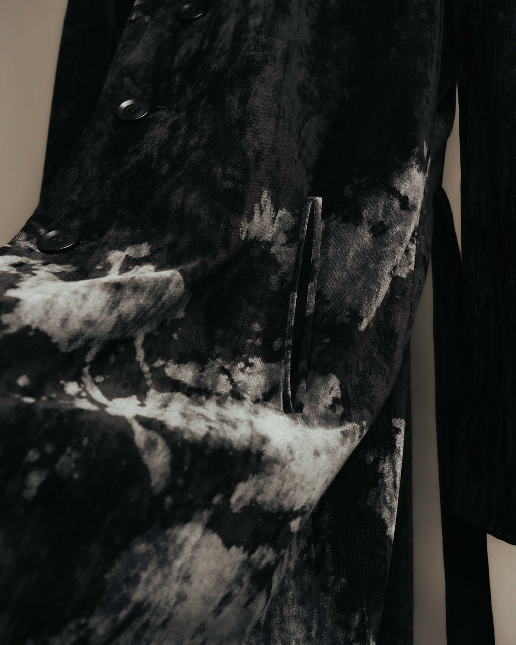 -SPECIAL- "Y’s" 2025's Discharge printed velvet long coat