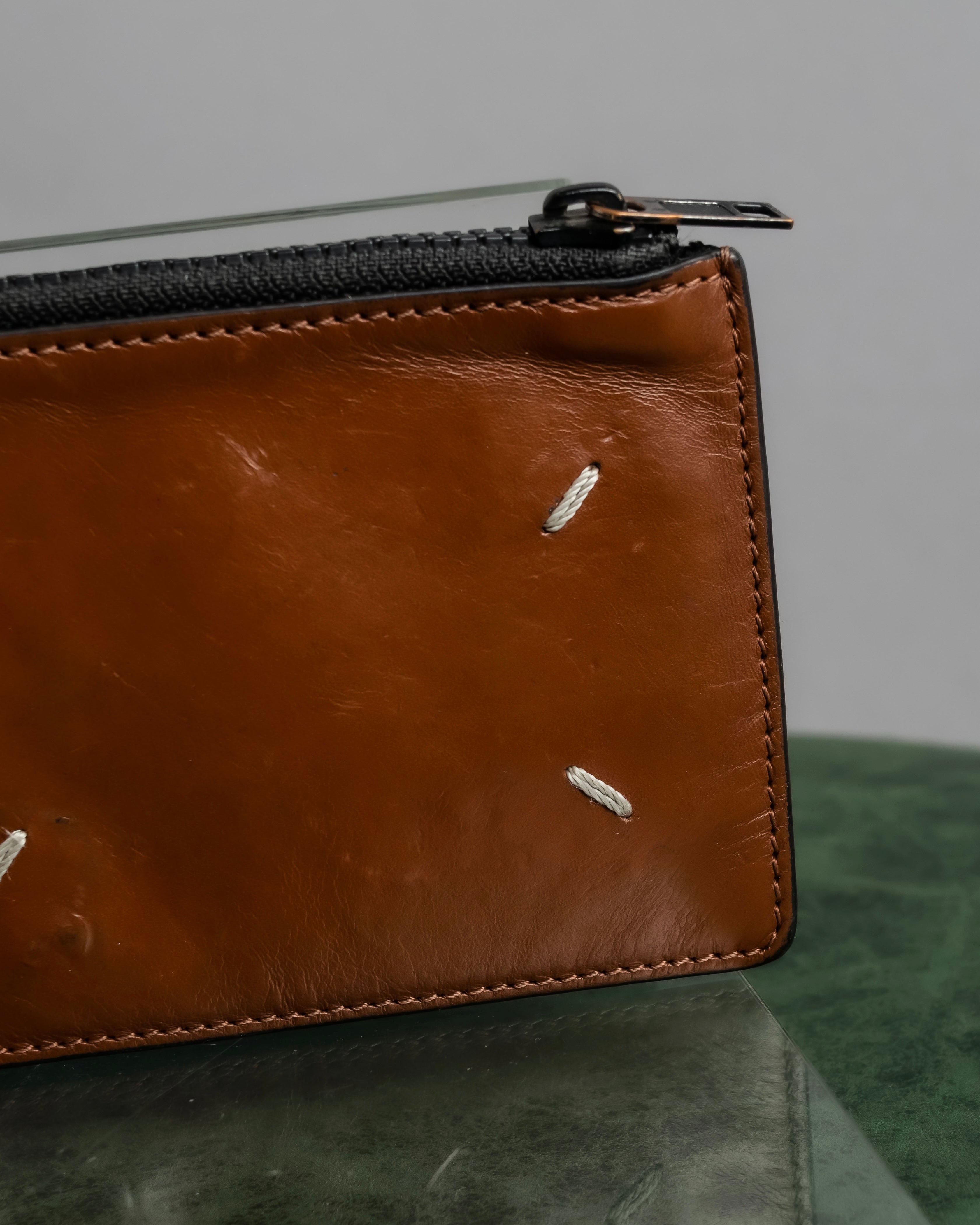 "MAISON MARGIELA" 4-tag design leather money clip