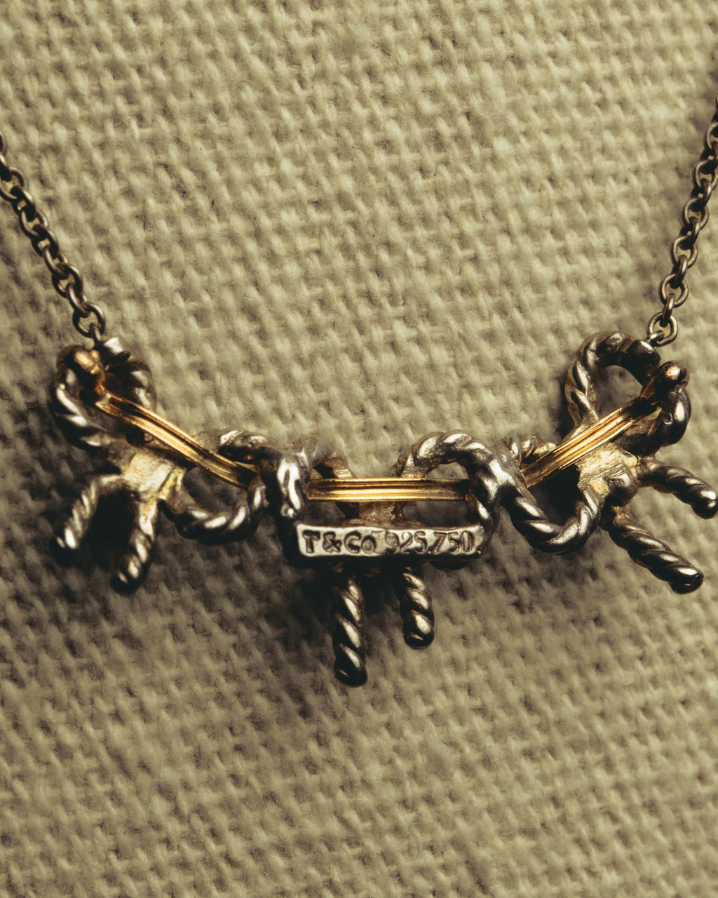 "Tiffany & Co." 80's-90's Sculptural triple bow necklace