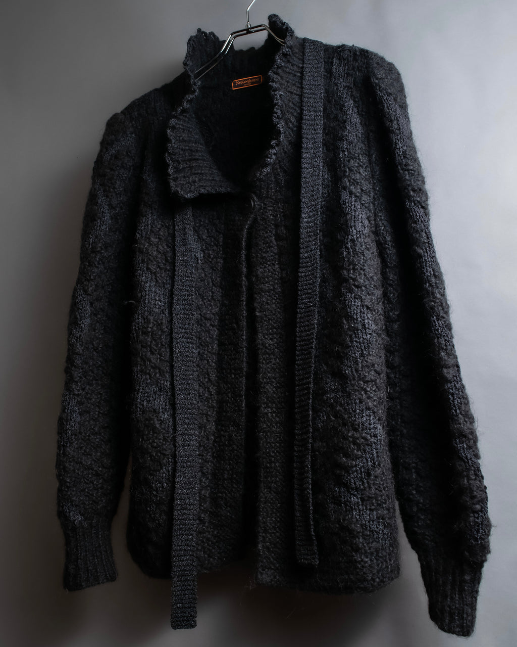 "YVES SAINT LAURENT" Ribbon design stand collar low gauge cardigan