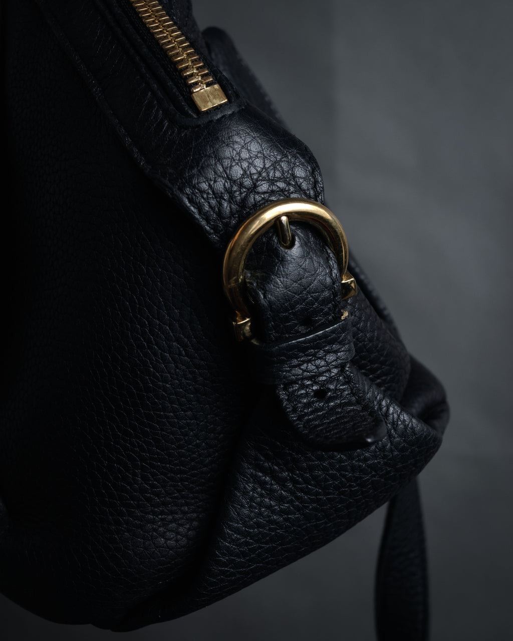 “Salvatore Ferragamo” 2000’s Pebbled leather turn lock bag