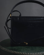 -SPECIAL- "VALENTINO GARAVANI" 90’s-00’s V corner hardware leather top handle bag