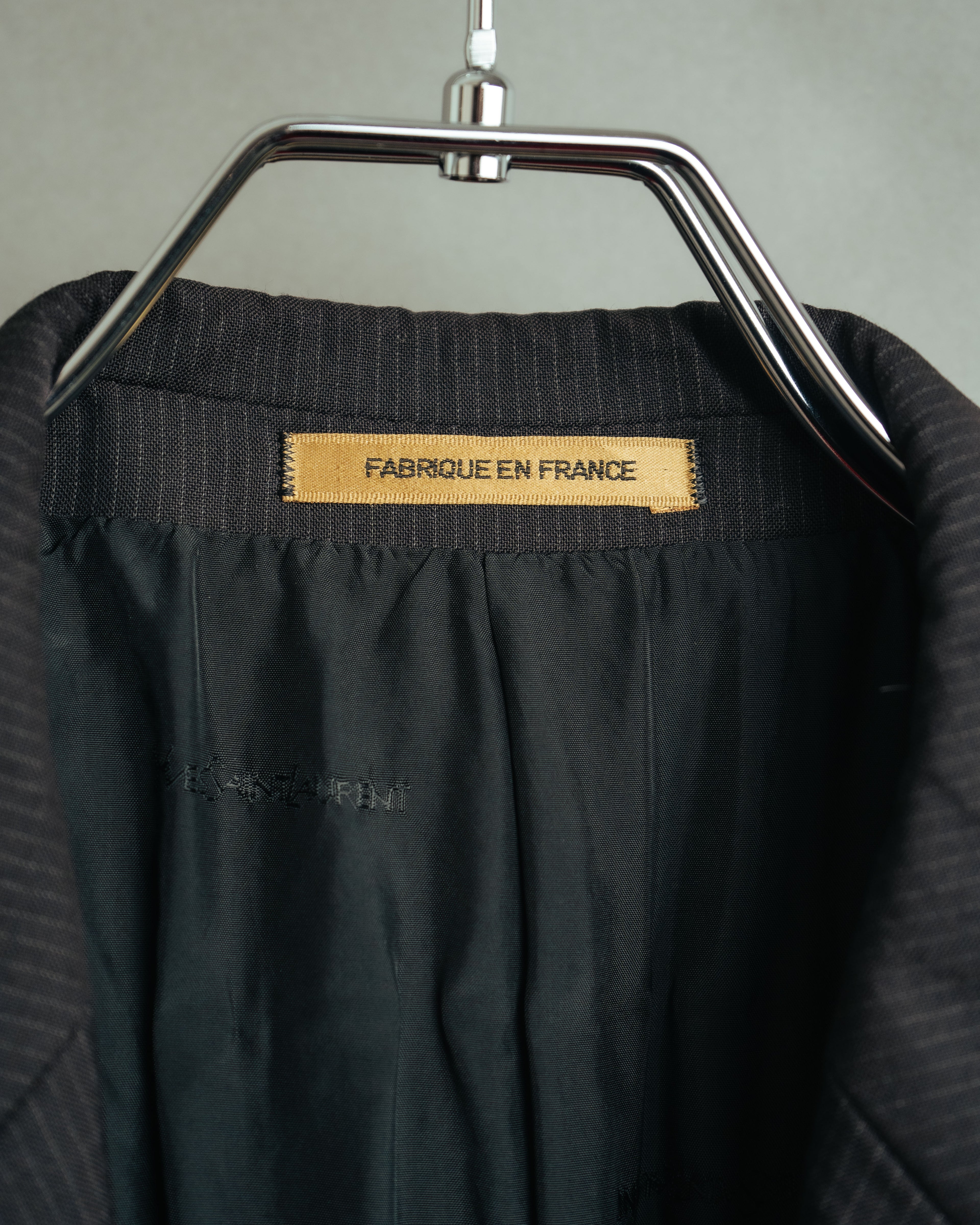 -MOOD Vintage Collections-
90’s Pinstripe wool tailored jacket
by Yves Saint Laurent pour homme