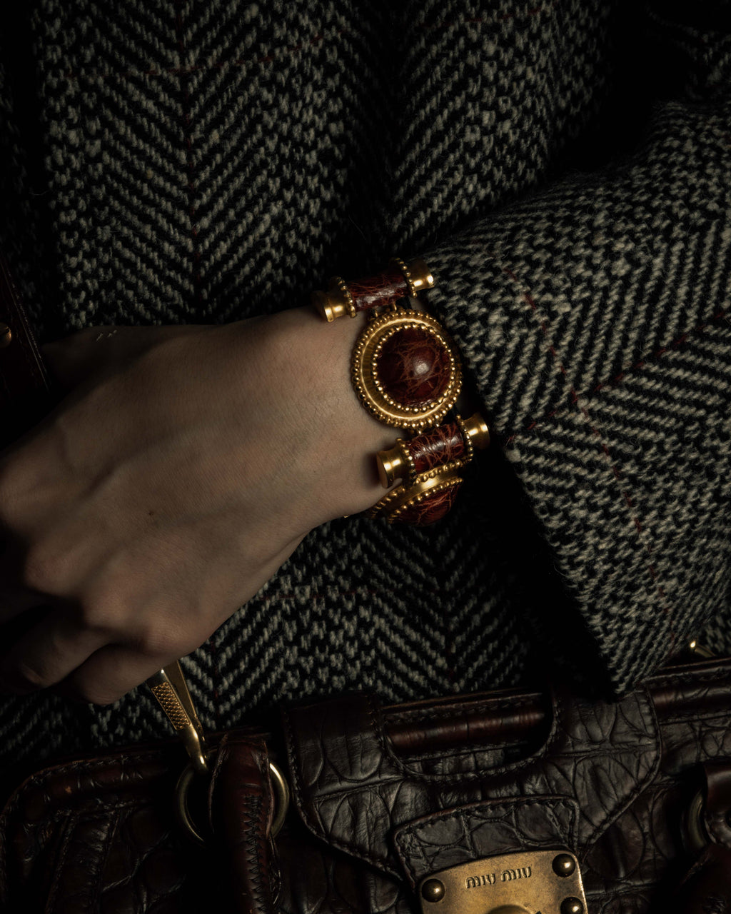 "LOEWE" Gold metal dome motif bracelet