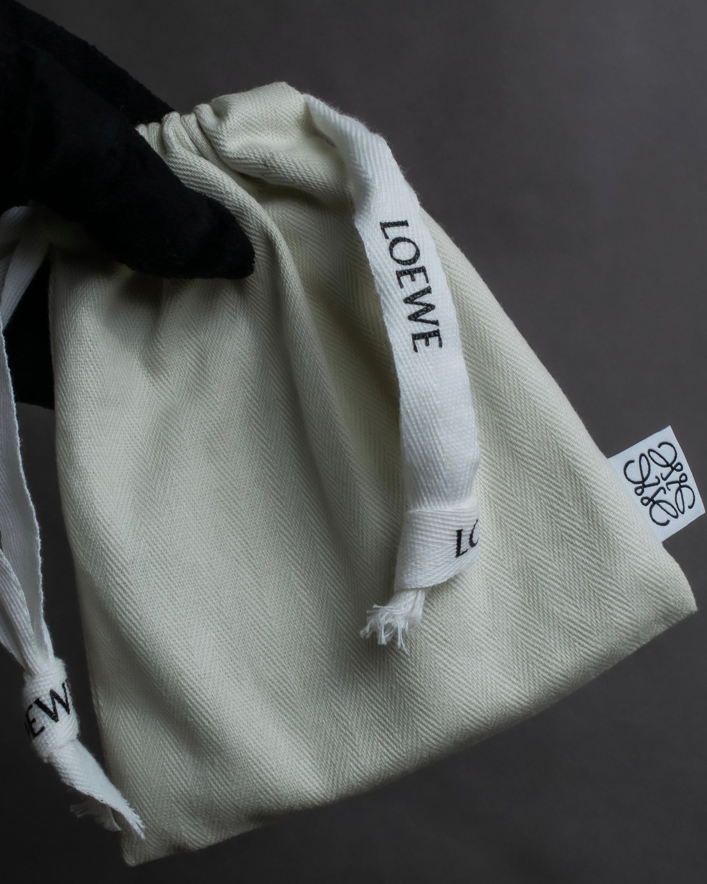 "LOEWE" Logo engraved leather card case