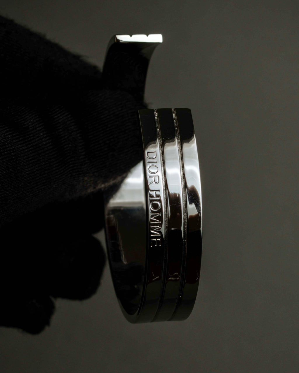 "DIOR HOMME" Logo engraved silver bangle