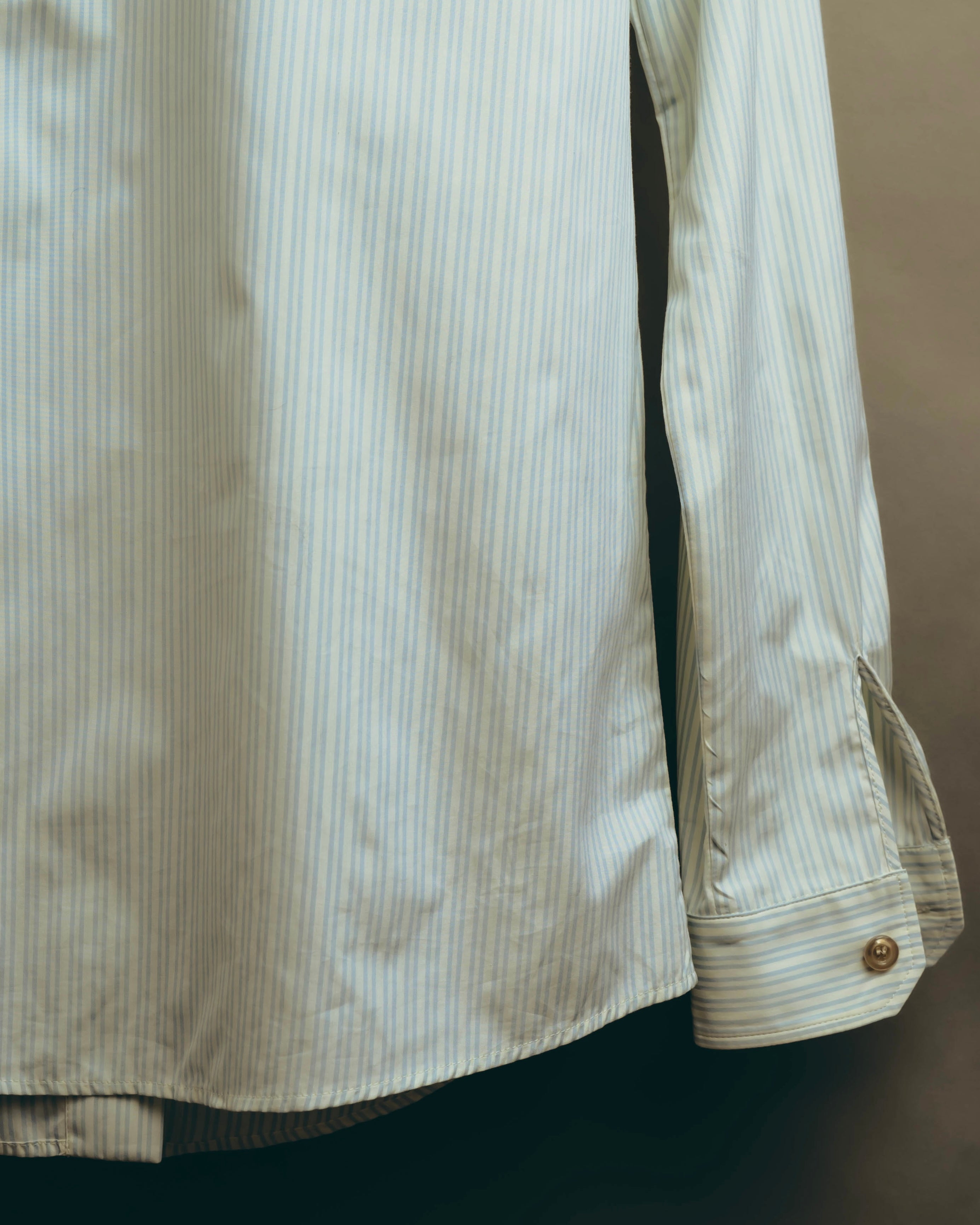 -SPECIAL- “GUCCI” 2017-2019 Floral embroidered ruffled striped shirt
