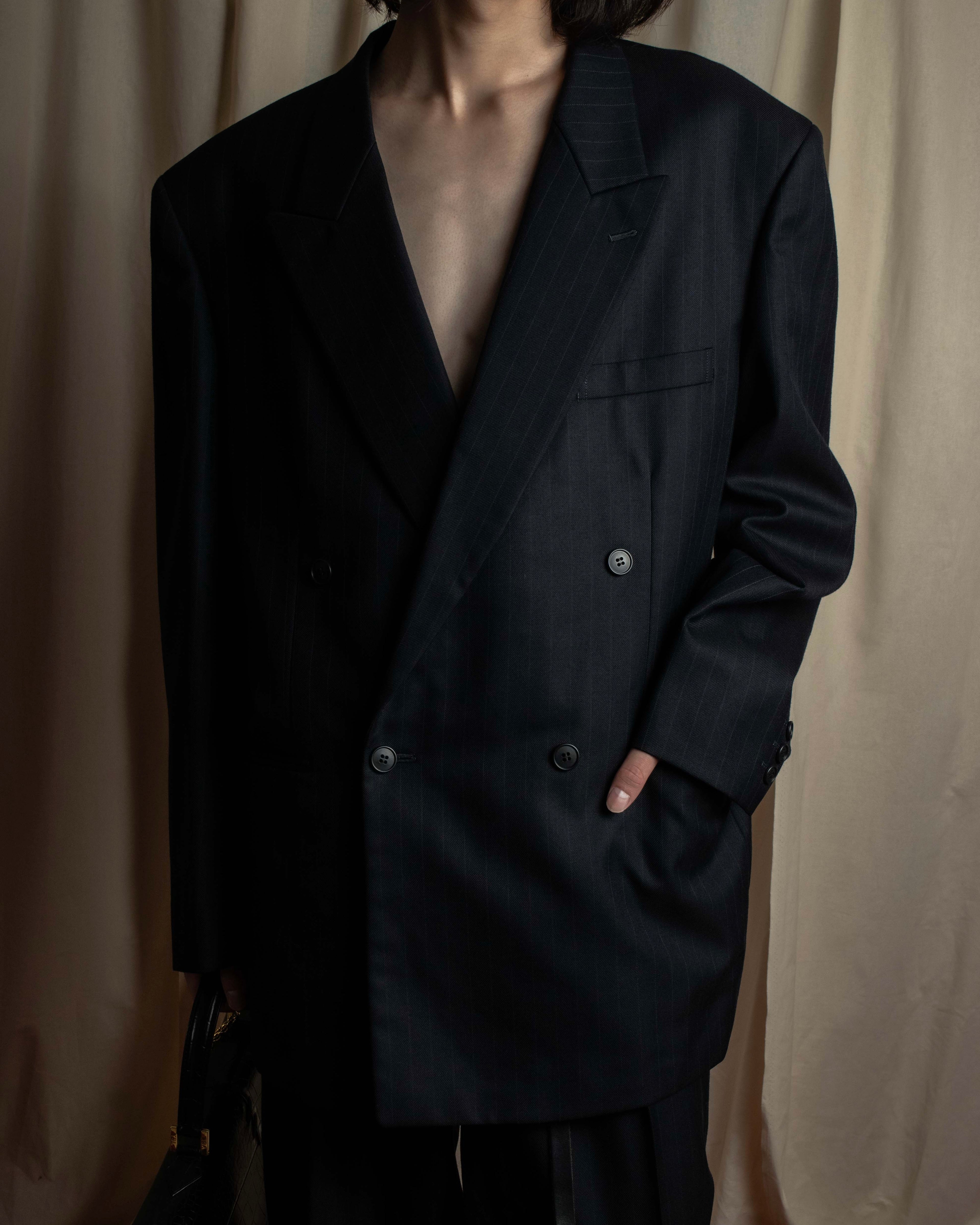 "YVES SAINT LAURENT" 00's shadow stripe pattern beautiful tailoring set up