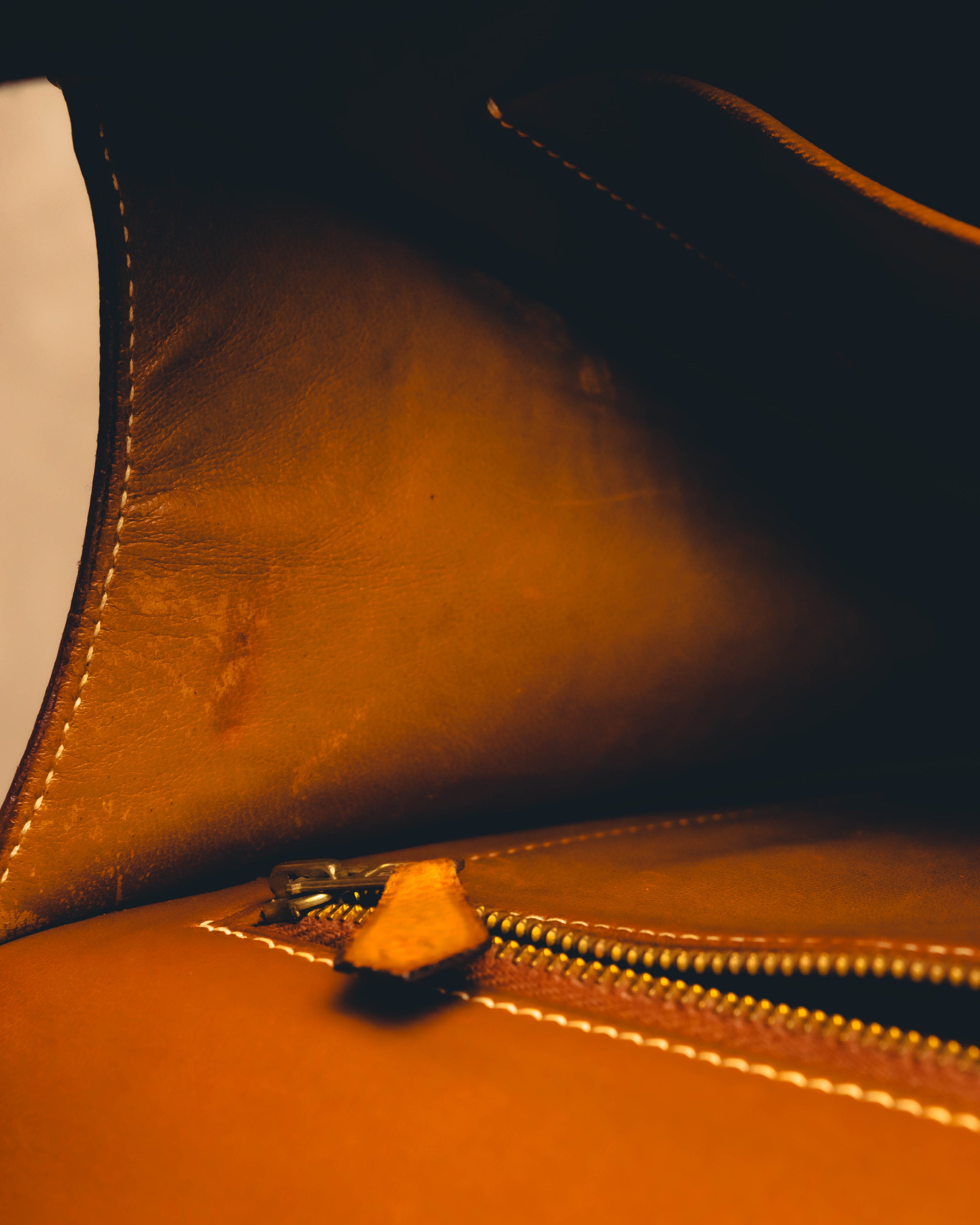 -SPECIAL- "Hermès" 80's Structured leather shoulder bag