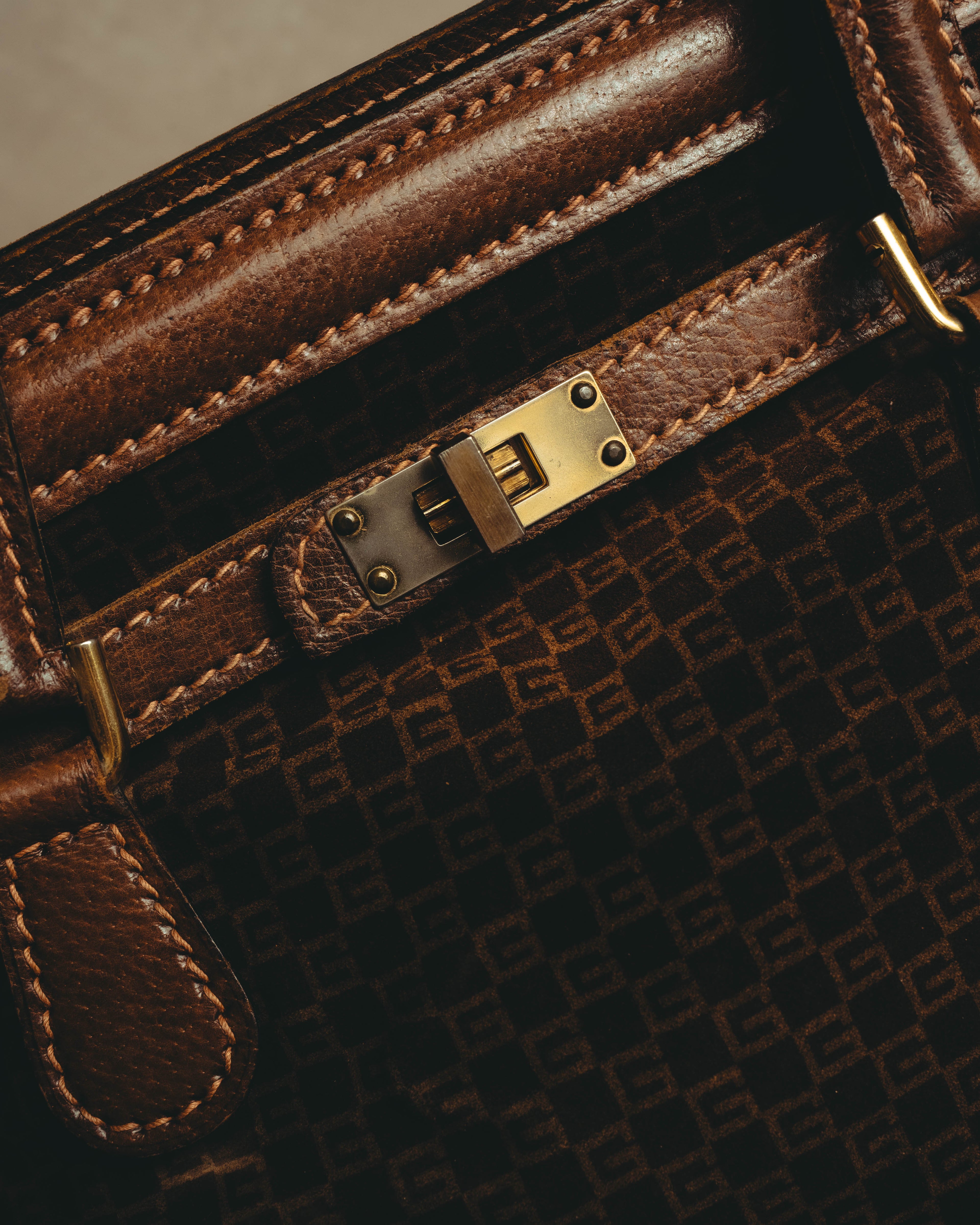 -SPECIAL- "GUCCI" 70's Micro GG suede turn-lock handbag
