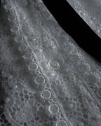 "GUCCI" Michele period floral lace design bow tie shirt