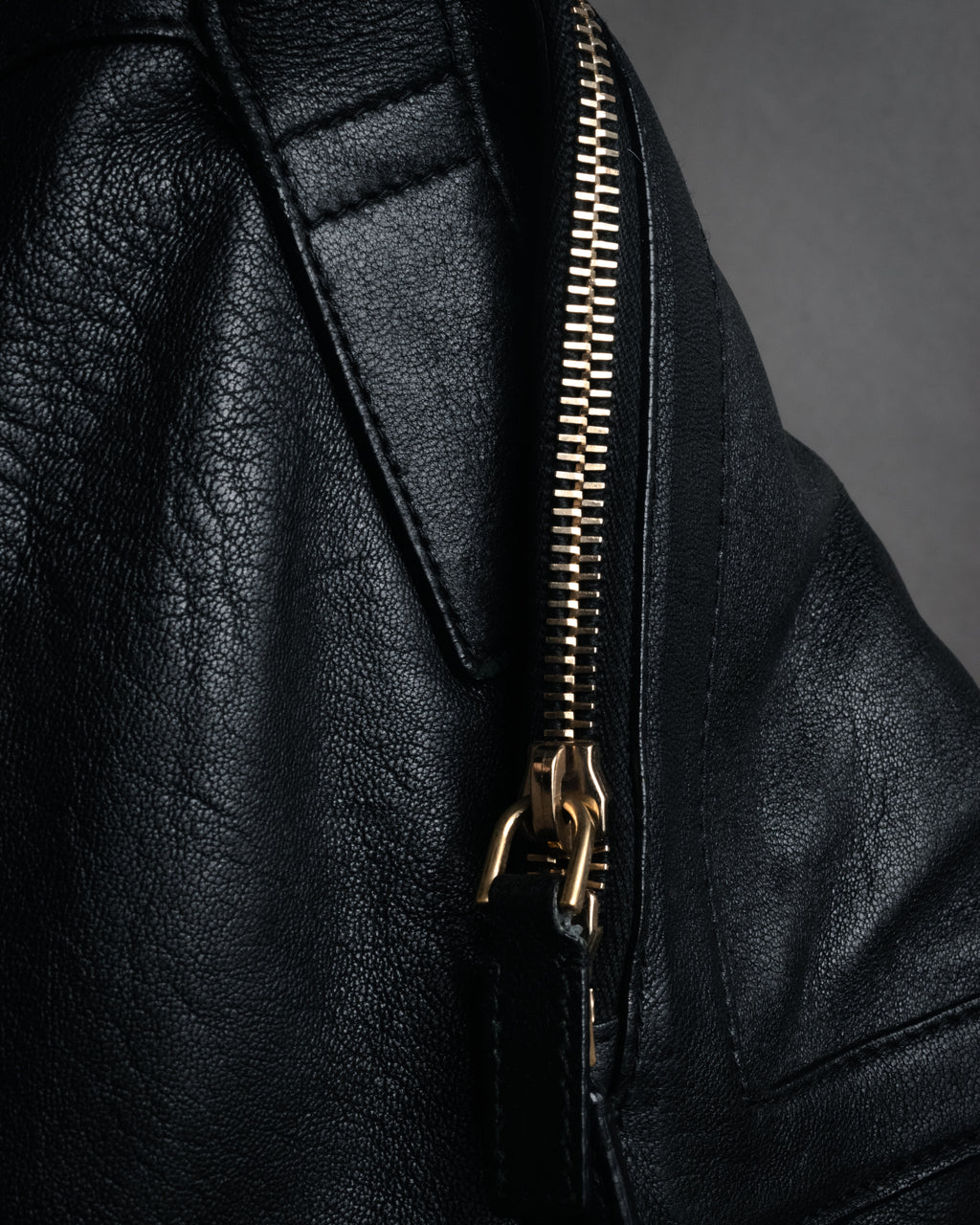 “Alexander McQueen” 2000’s Soft leather zip tote bag