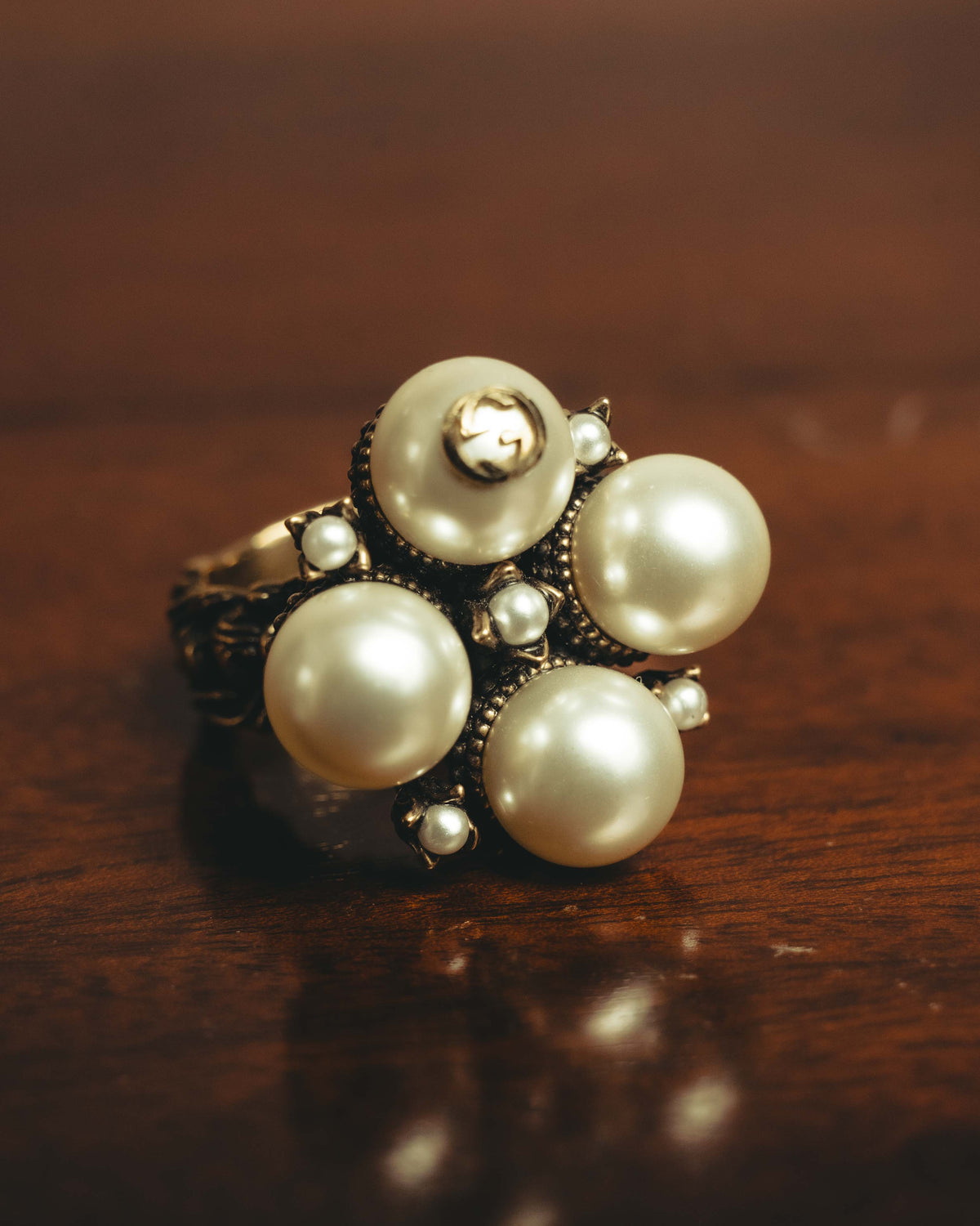 -SPECIAL- "GUCCI" 2015-2022 Pearl cluster sculptural statement ring