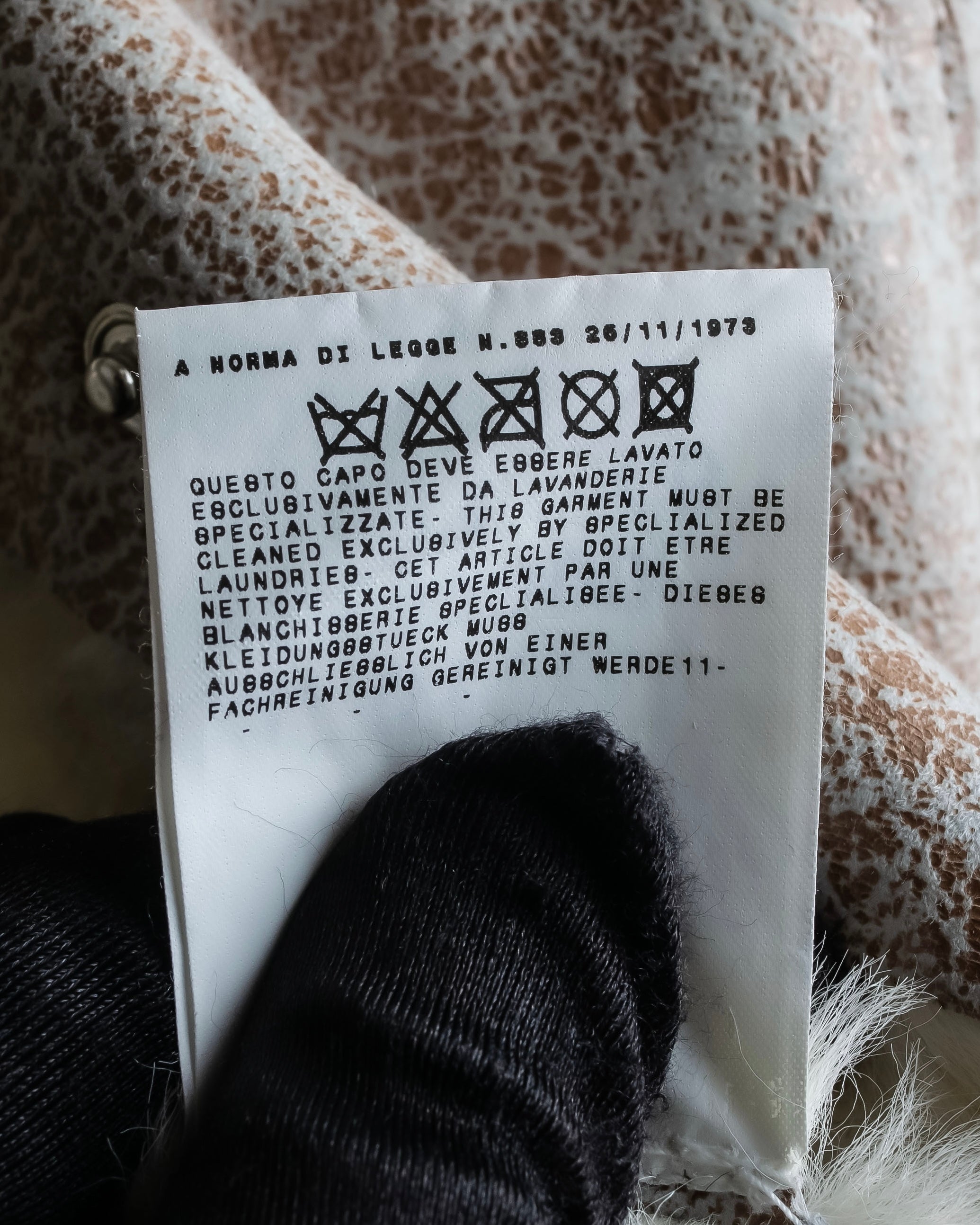 "Dolce &amp; Gabbana" Mouton &amp; knit combination design coat