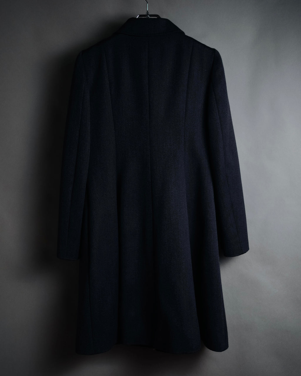 “MOSCHINO CHEAPANDCHIC”
00’s-10’s Tailored wool coat with double flap pockets