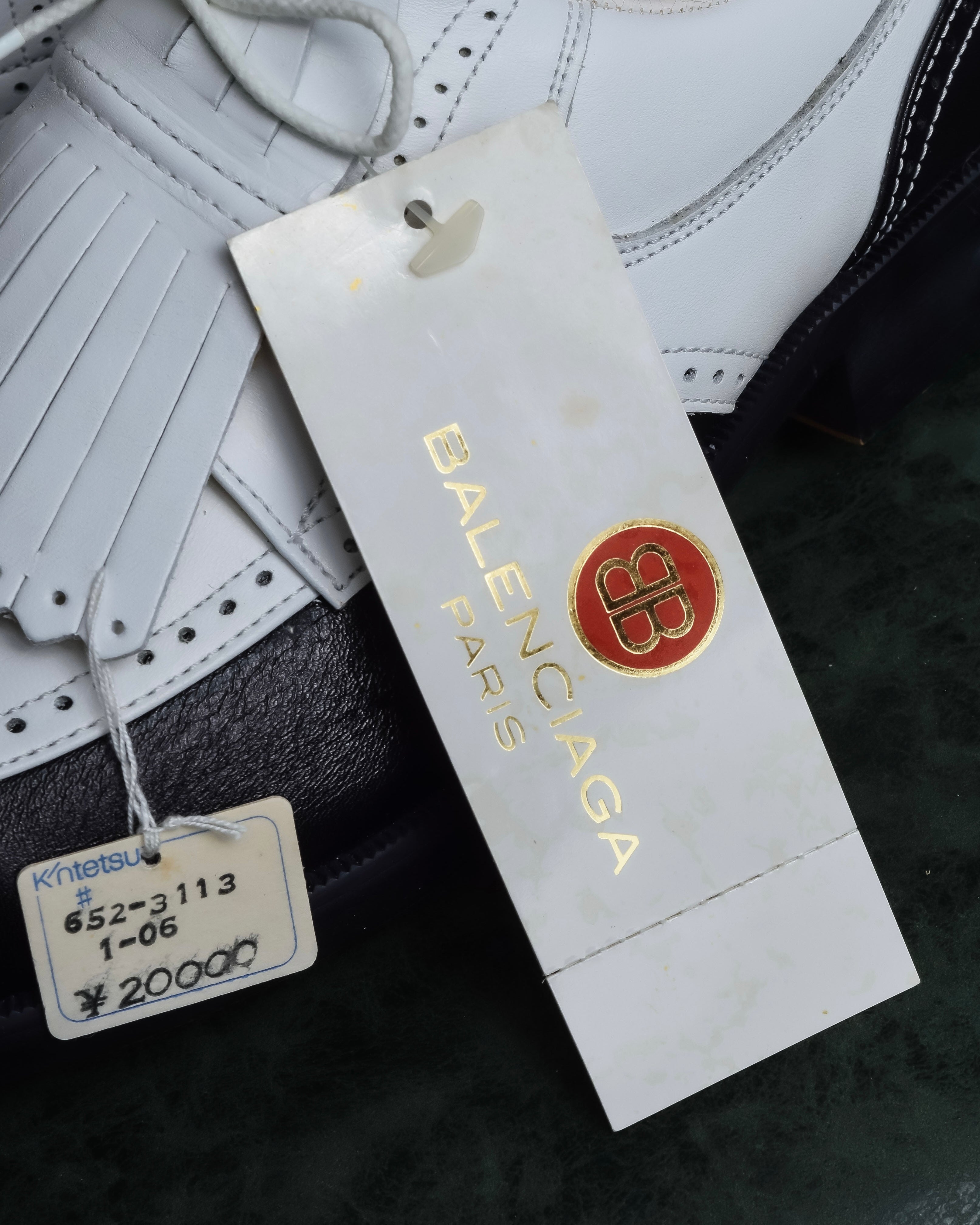 "BALENCIAGA" Two-tone fringe design leather golf shoes