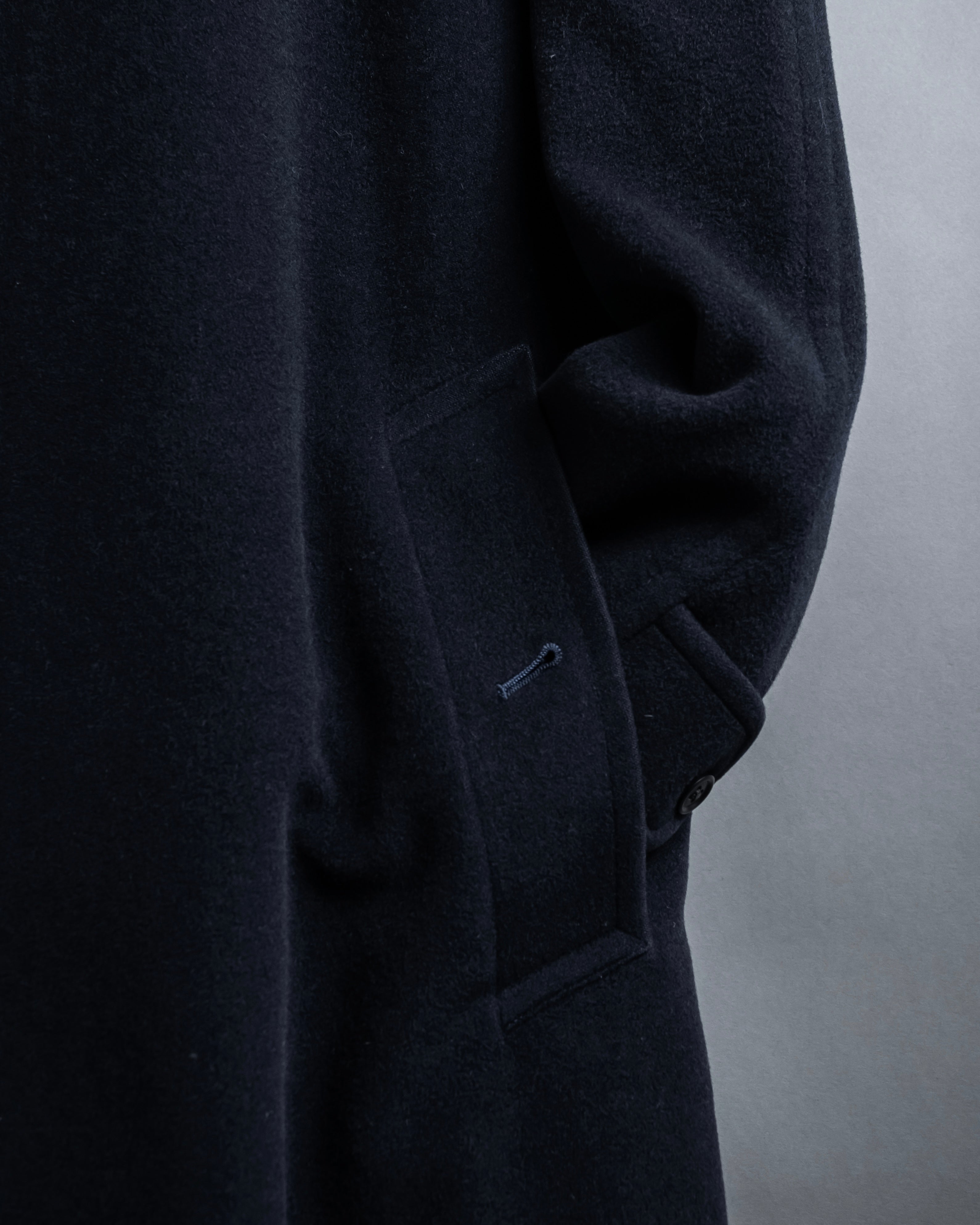 "BURBERRYS" High density wool stand collar coat