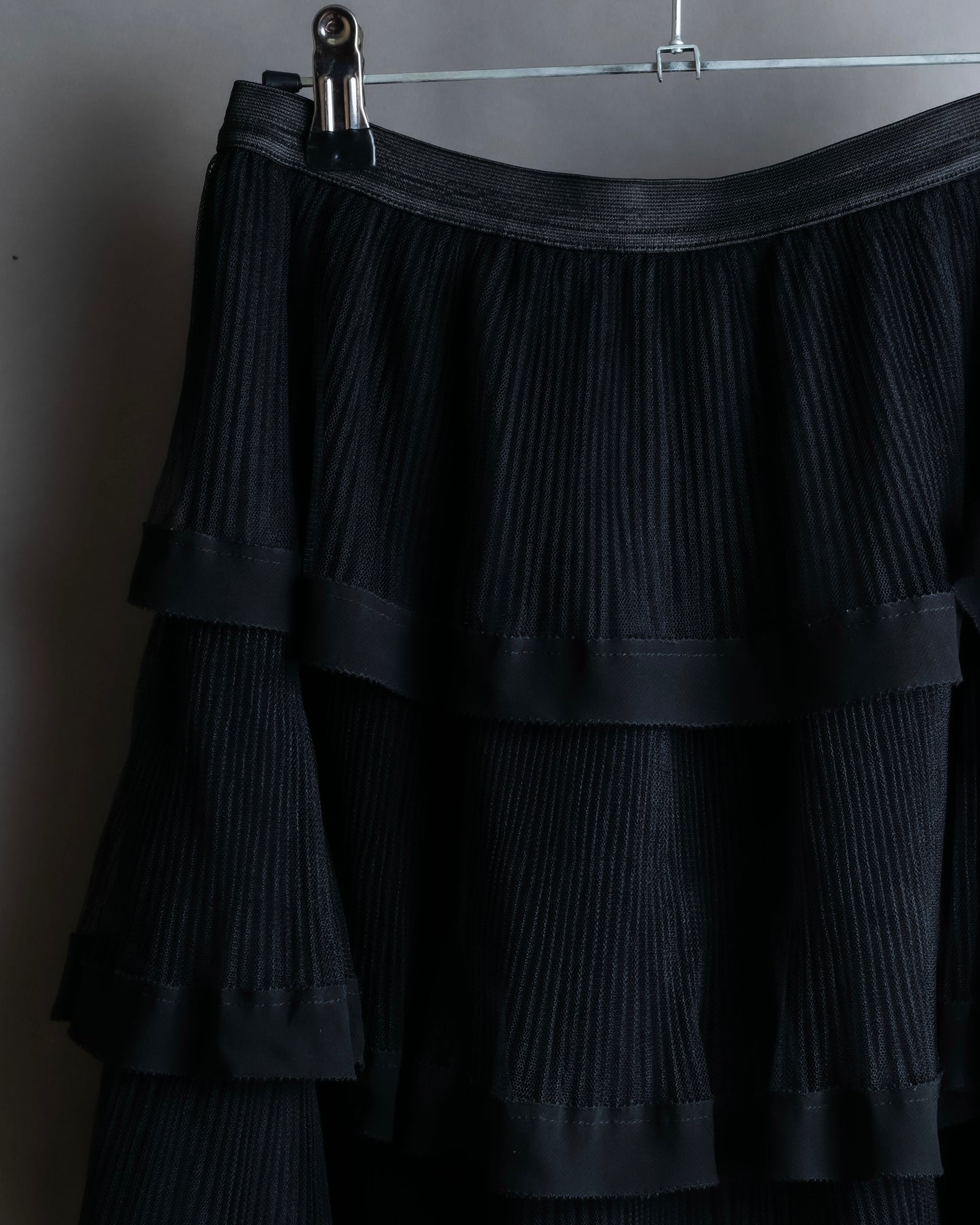 "RED VALENTINO" Layered frill design flare silhouette mid length skirt