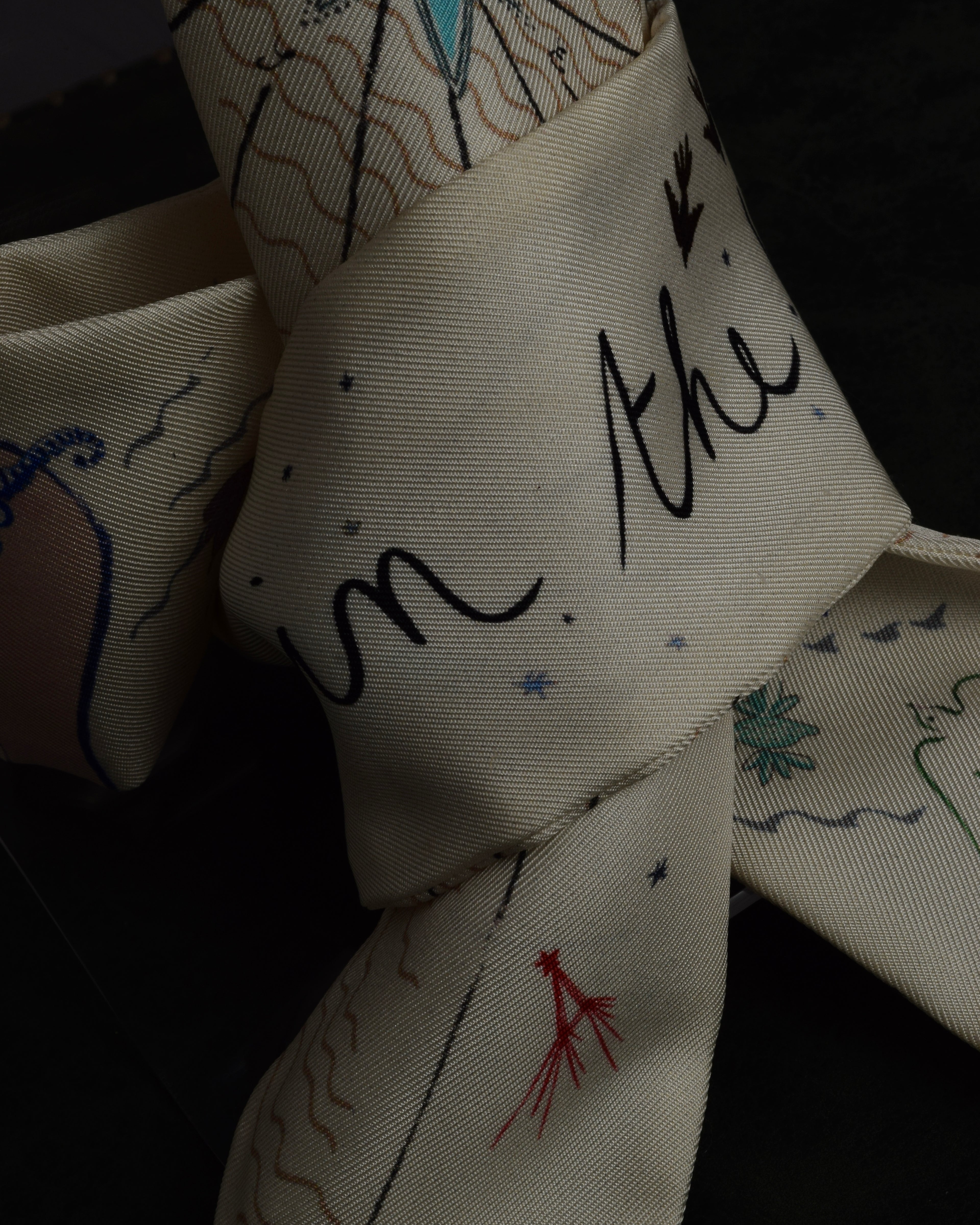 "Christian Dior" Dior Explore allegorical motif twilly mitzah scarf