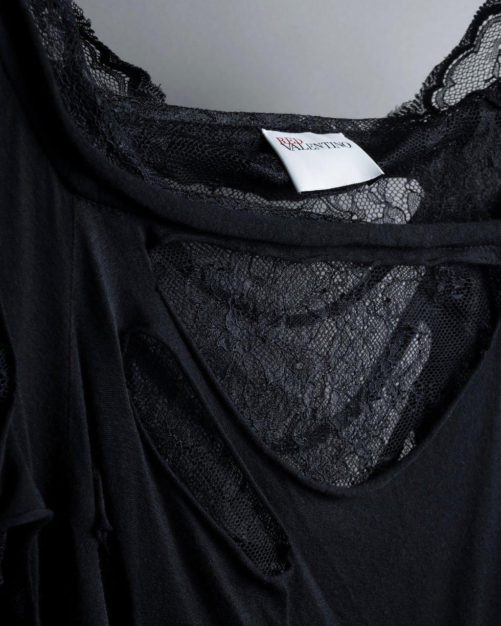 "RED VALENTINO" Distressed tulle skirt docking long pullover