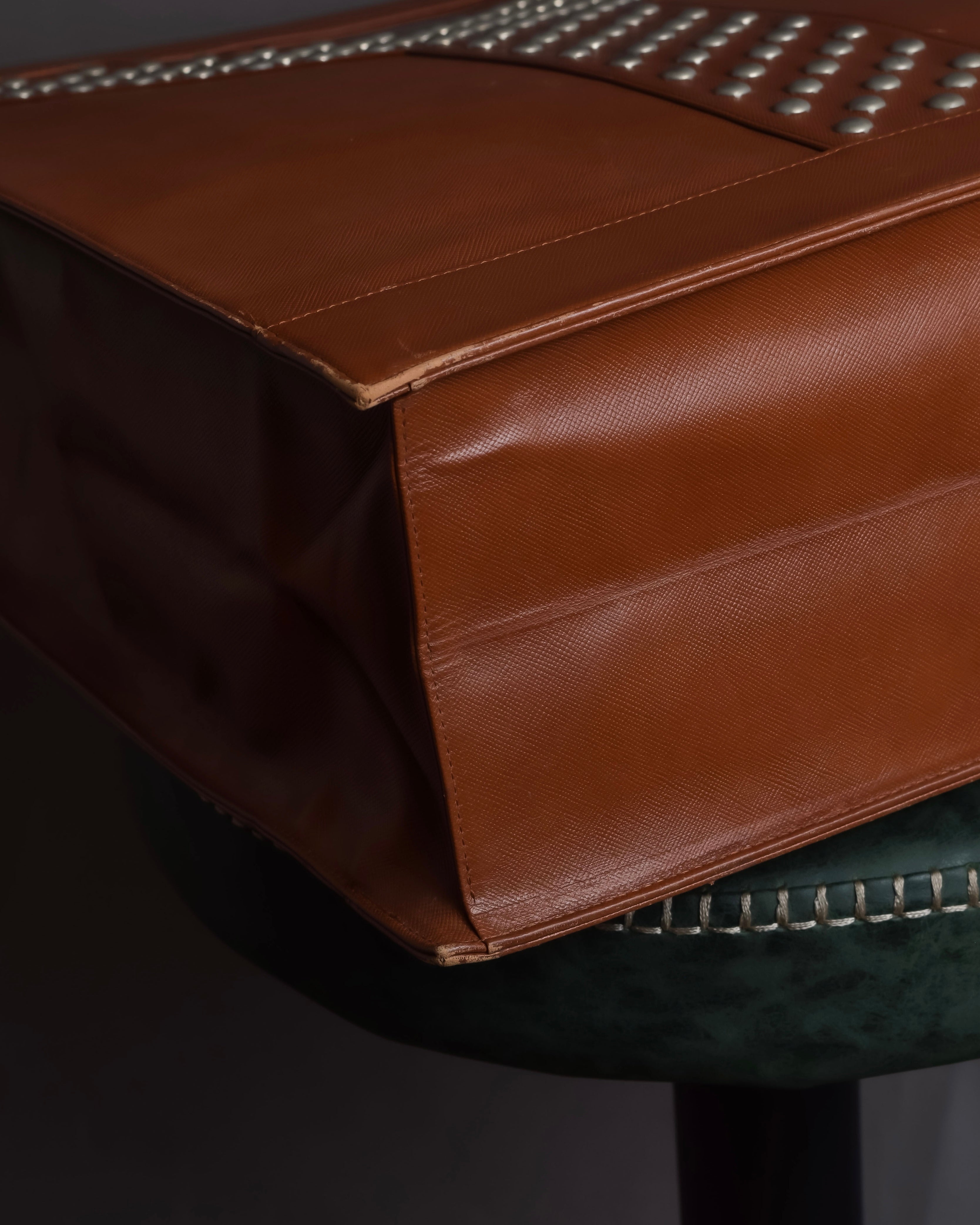 "YVES SAINT LAURENT" Studded Y design open-top leather tote bag