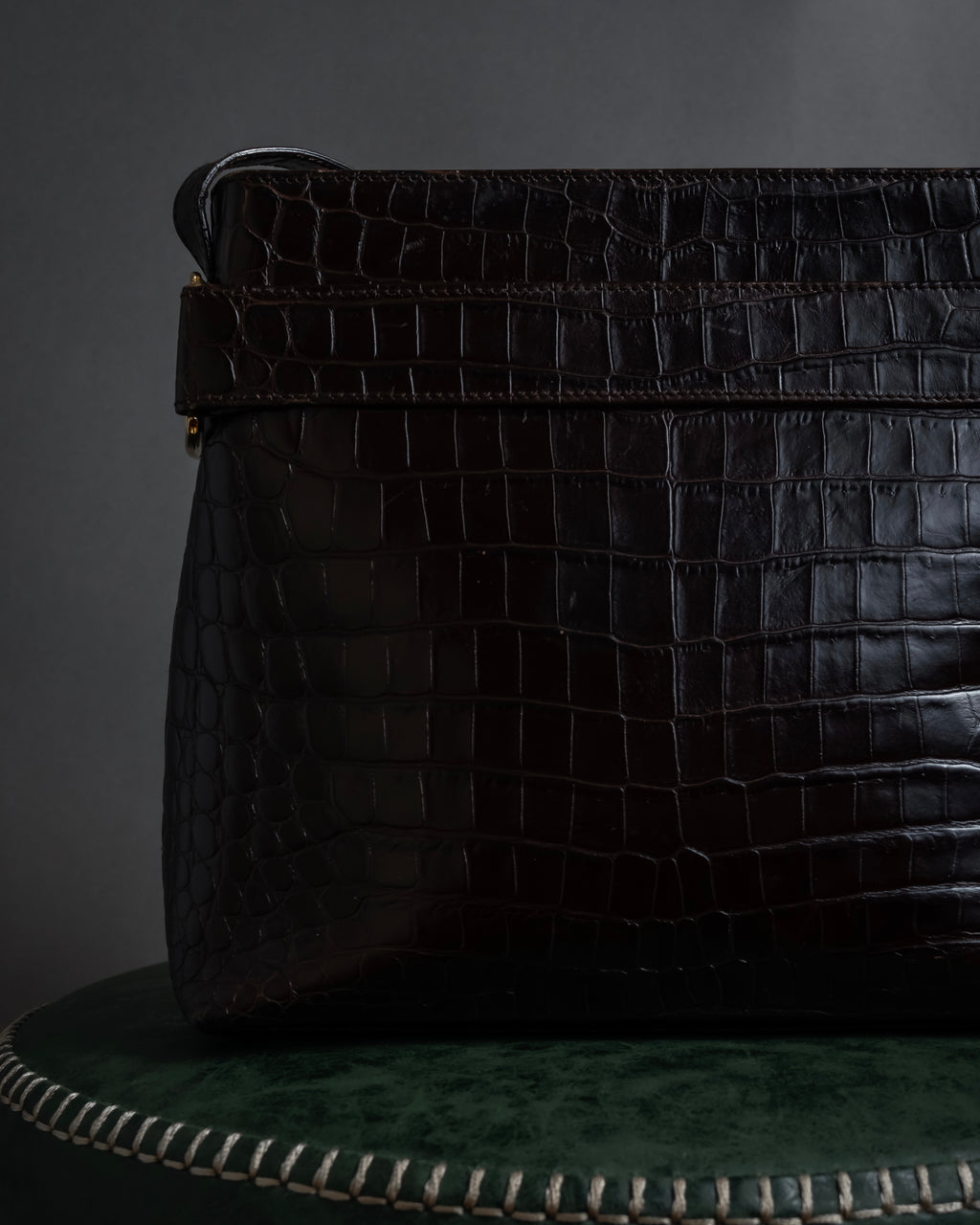 "Salvatore Ferragamo" 90’s crocodile embossed vara shoulder bag