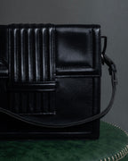 "YVES SAINT LAURENT" Straight ridge design square forum leather bag