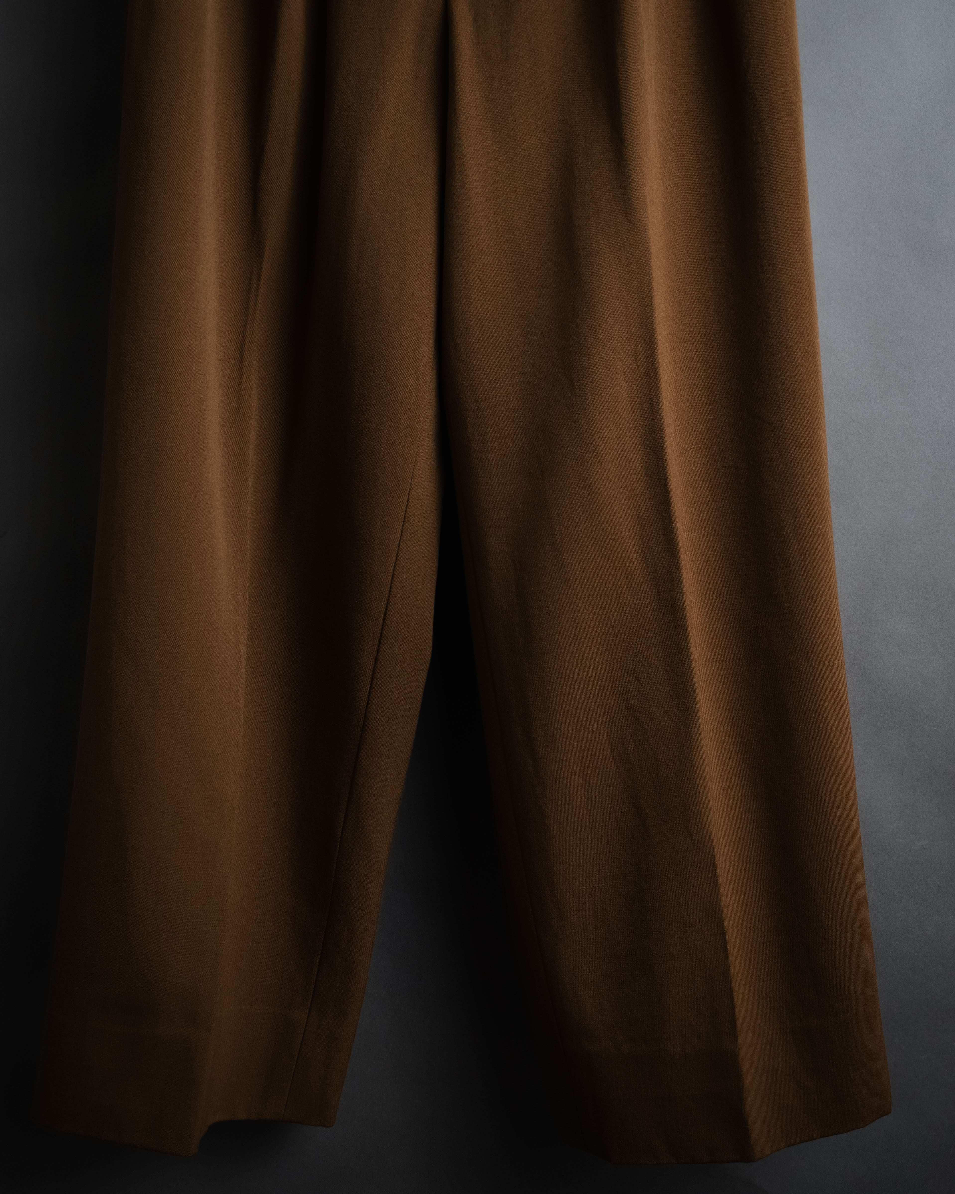 “YVES SAINT LAURENT” 90’s-00’s Two tuck wide trousers