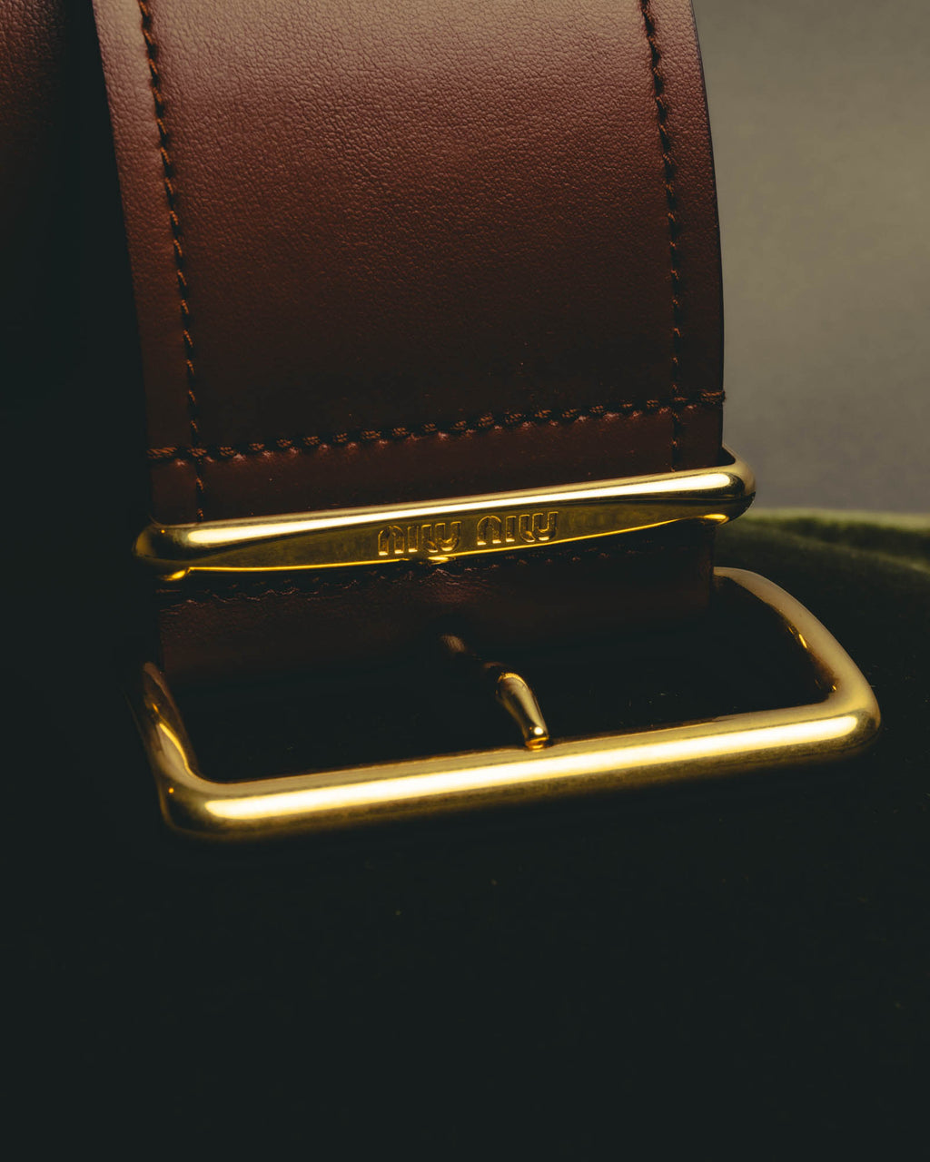 "Miu Miu" 2020's Sculptural wide leather belt