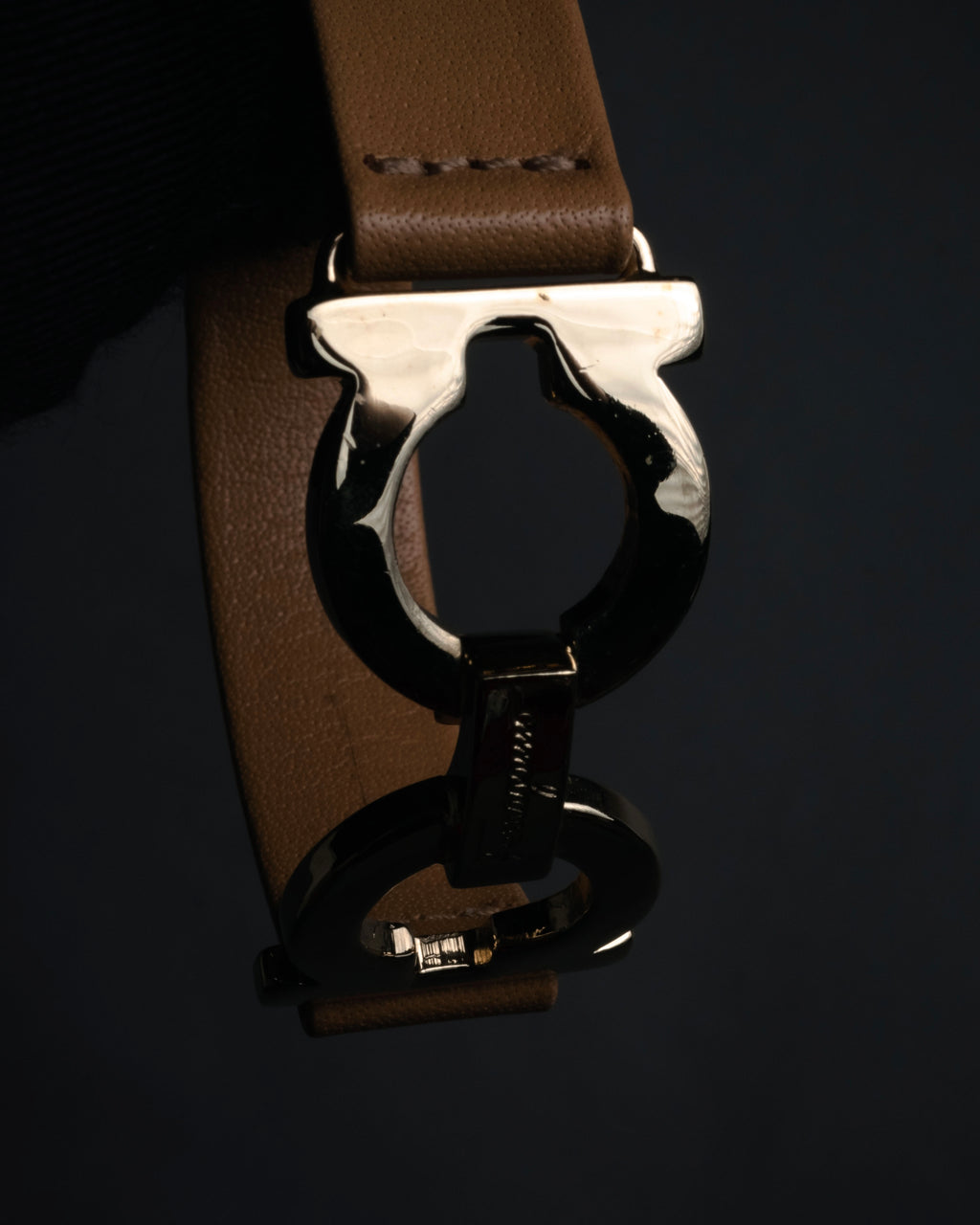 “Salvatore Ferragamo” 2000’s Gancini leather bracelet