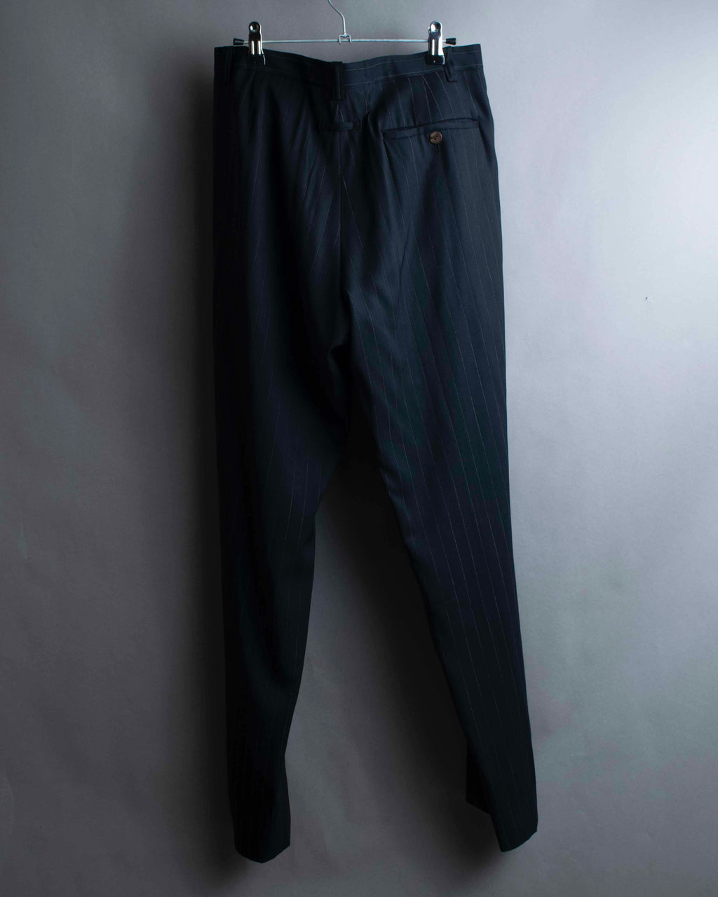 "JEAN PAUL GAULTIER HOMME"
Oversized shadow stripe set up