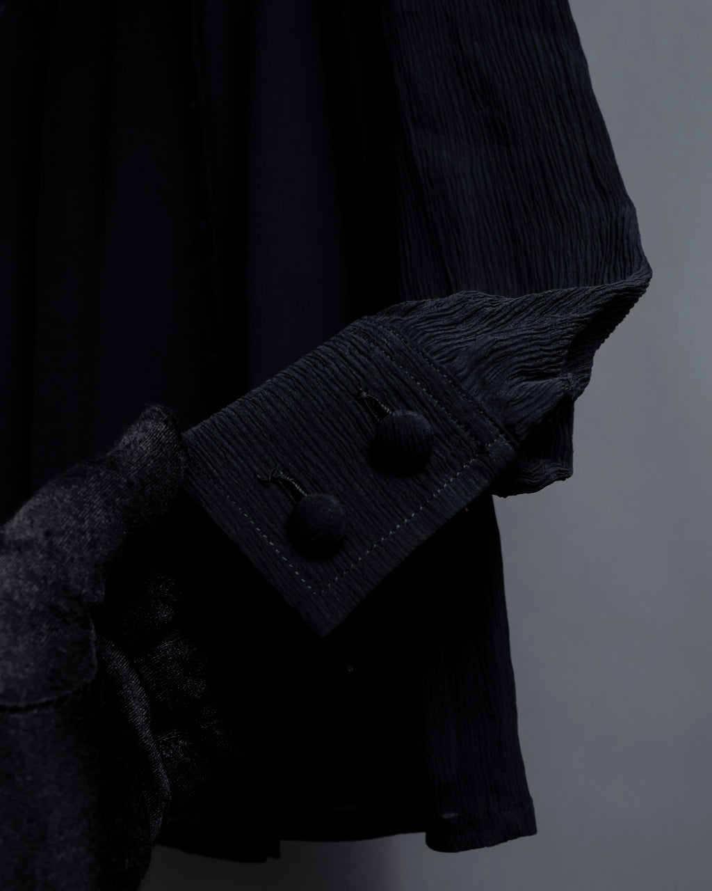 "Christian Dior PRETA PORTER" Compact gathered design crepe fabric blouse