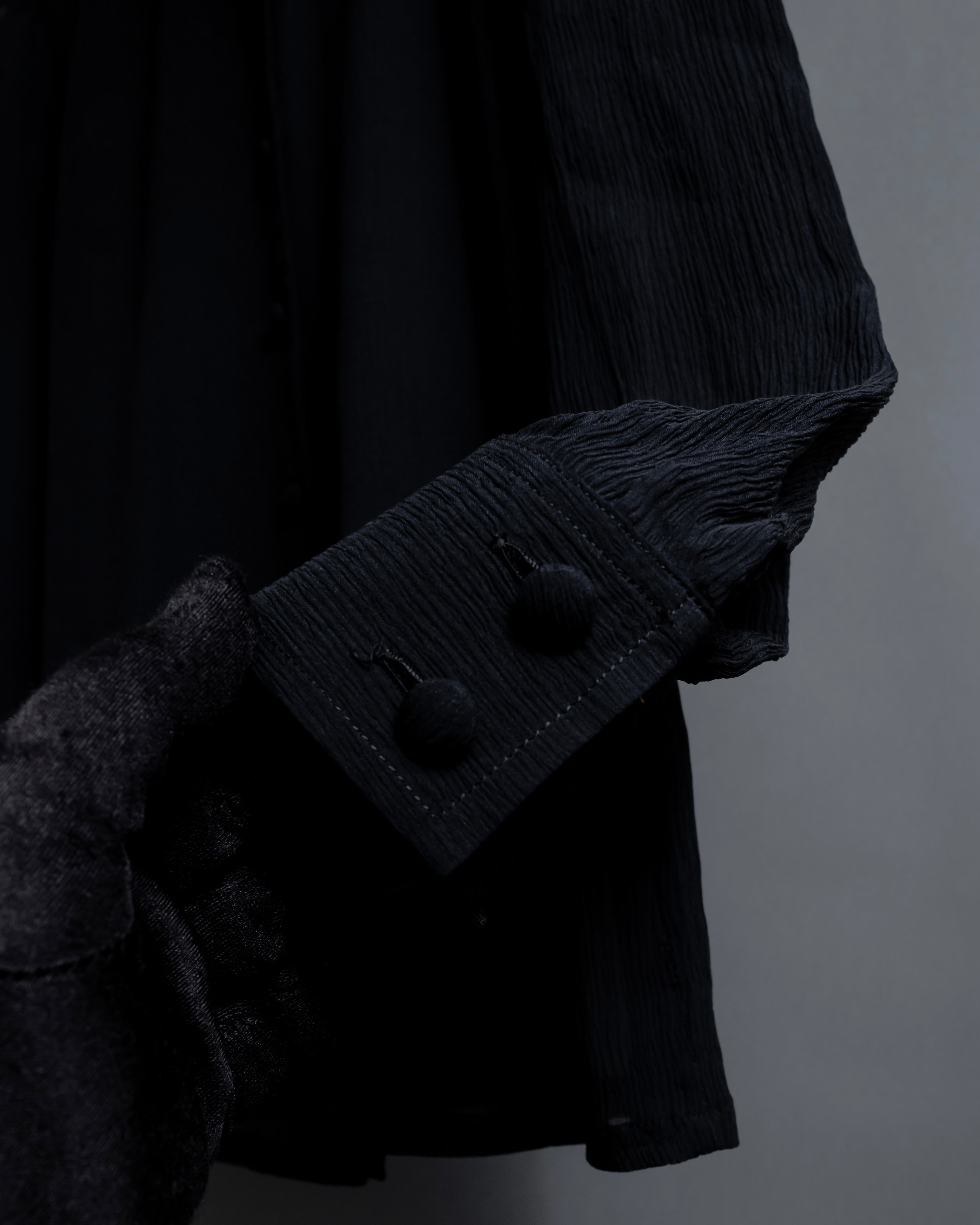 "Christian Dior PRETA PORTER" Compact gathered design crepe fabric blouse