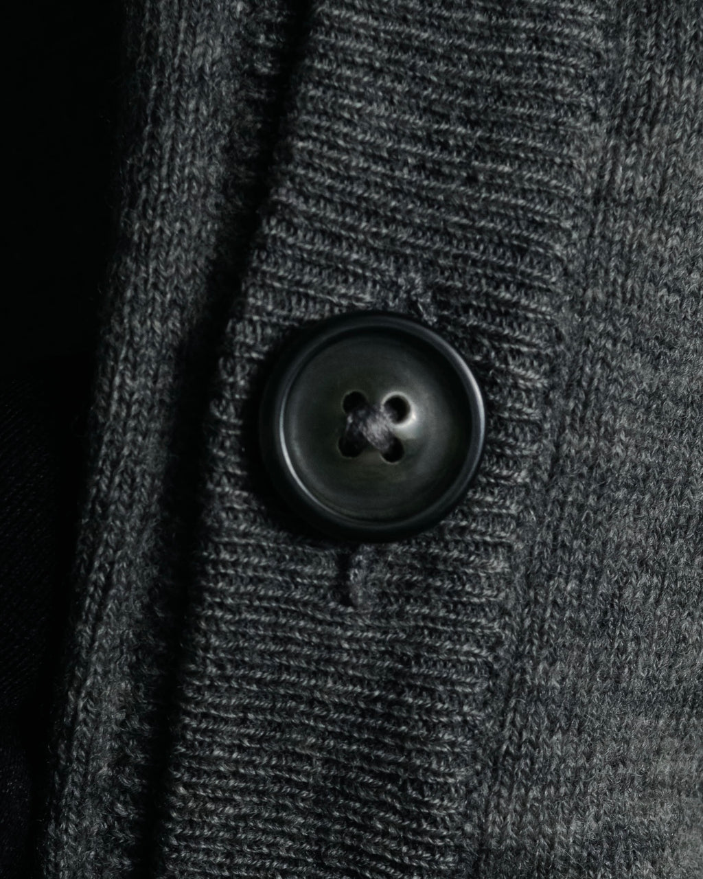 “MARTIN MARGIELA 14” 00’s Elbow patch wool cardigan